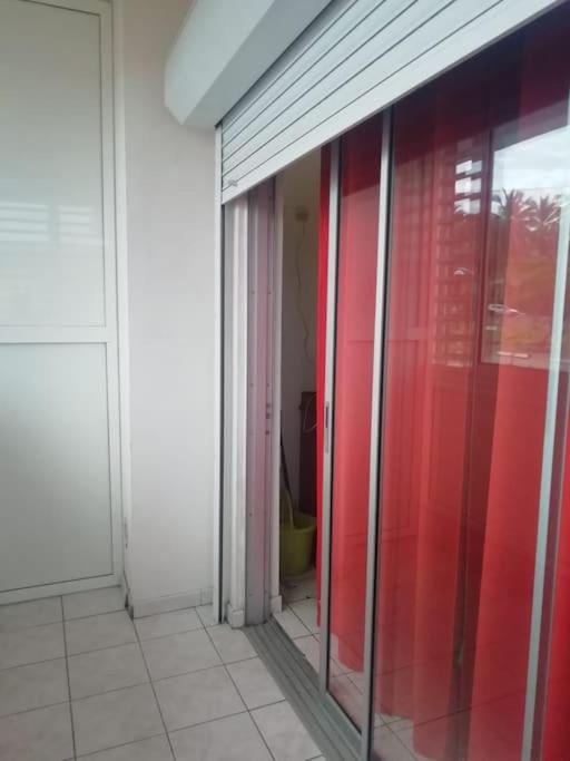 Grand studio avec mezzanine à 5 min de la plage