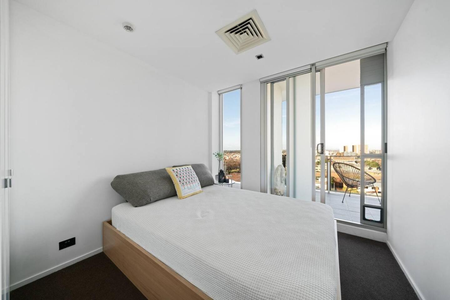 Stellar Lux Living, Pool and Gym