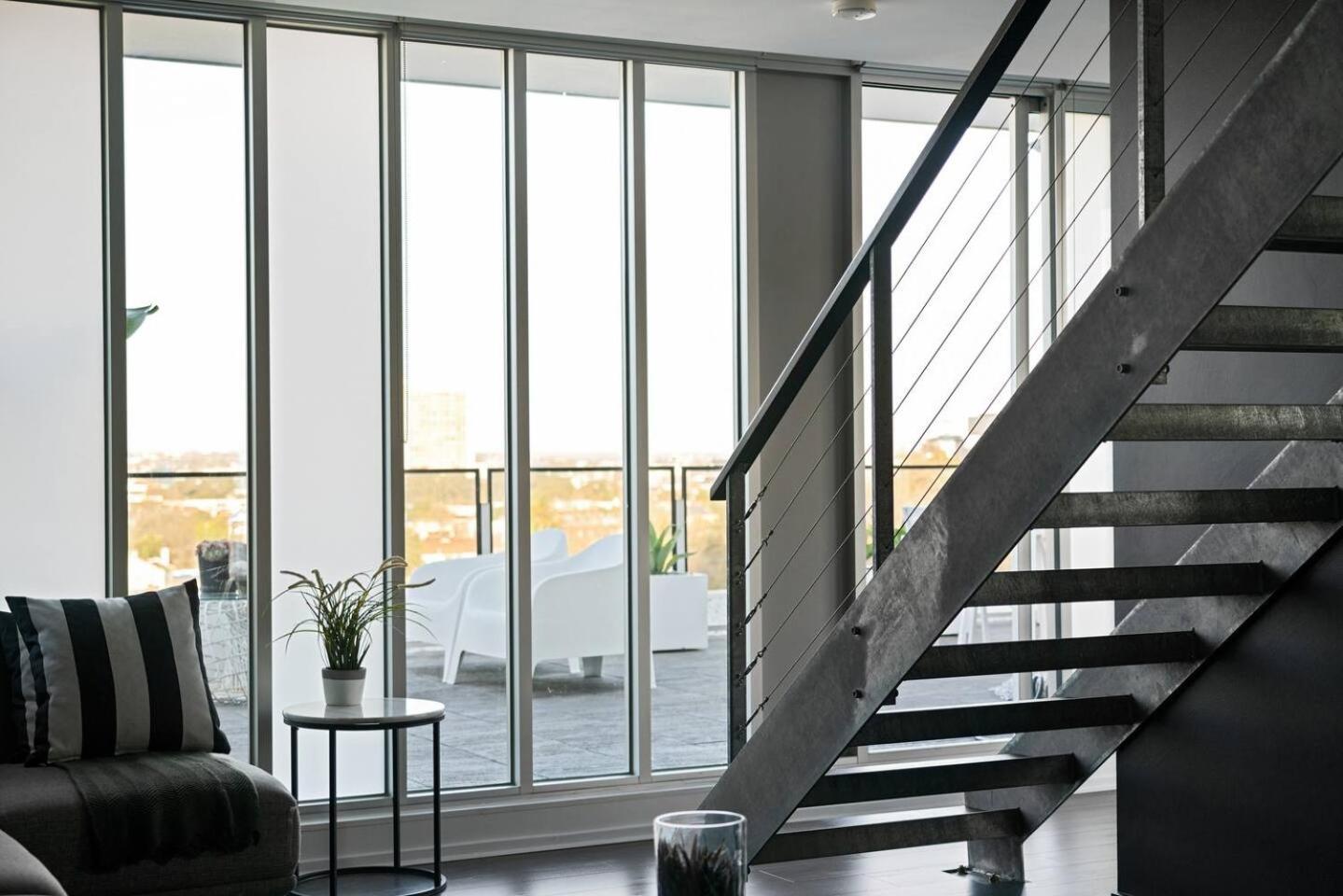 Stellar Lux Living, Pool and Gym