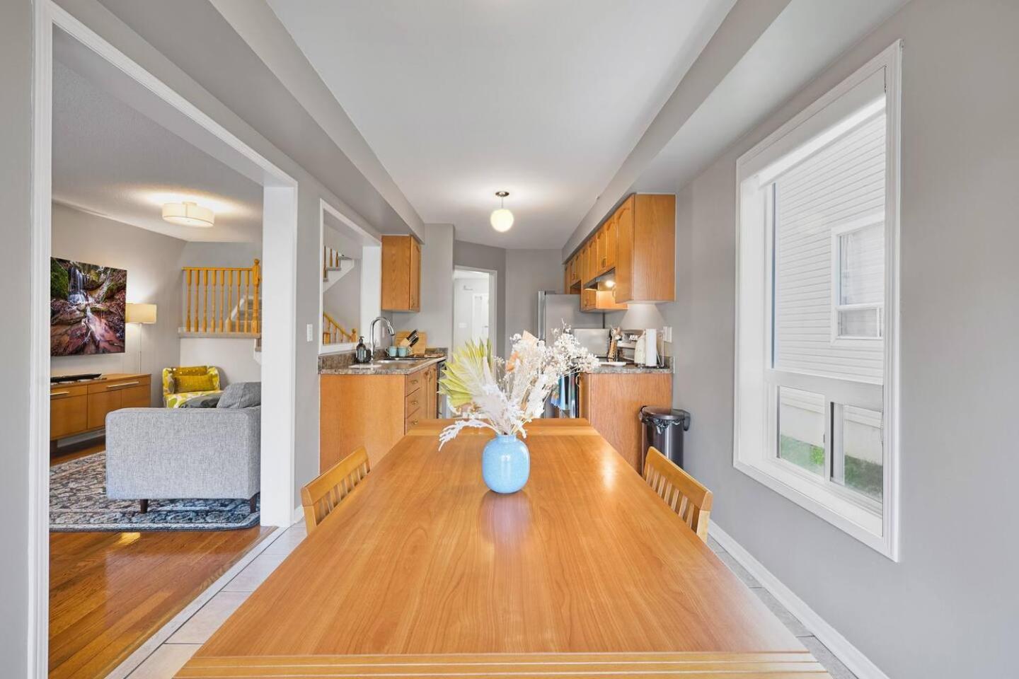 Spacious Whitby Haven 3BR Home and Parking