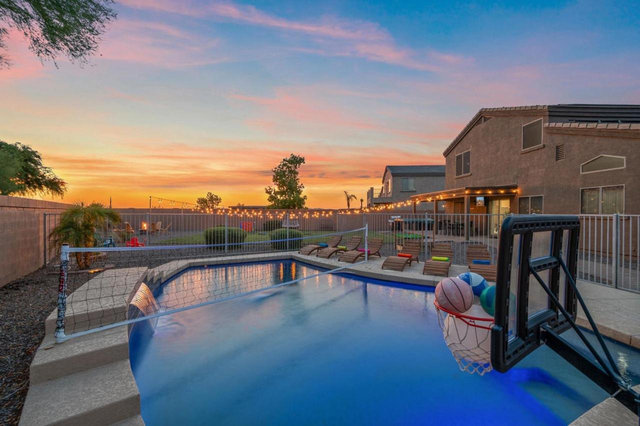 Mirage Peak Manor Luxury Villa Pool Spa Games Hosted by Relaxtay