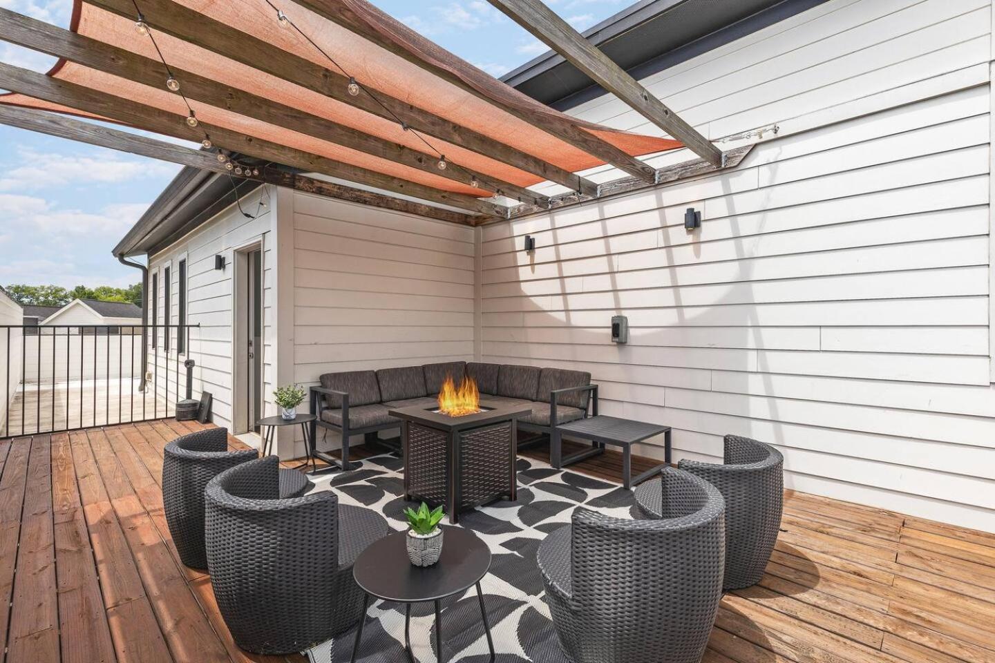 Rooftop Deck Firepit and Garage Walk to 12 South and Restaurants view 2