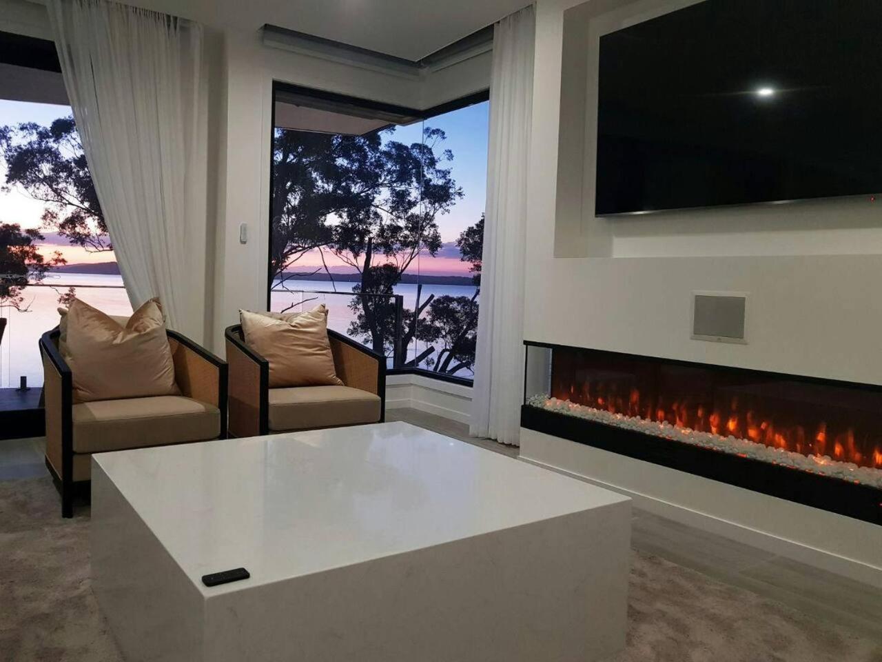 Vue Two - Nelson Bay Waterfront Luxury