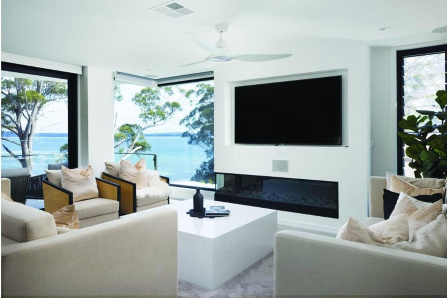 Vue Two - Nelson Bay Waterfront Luxury
