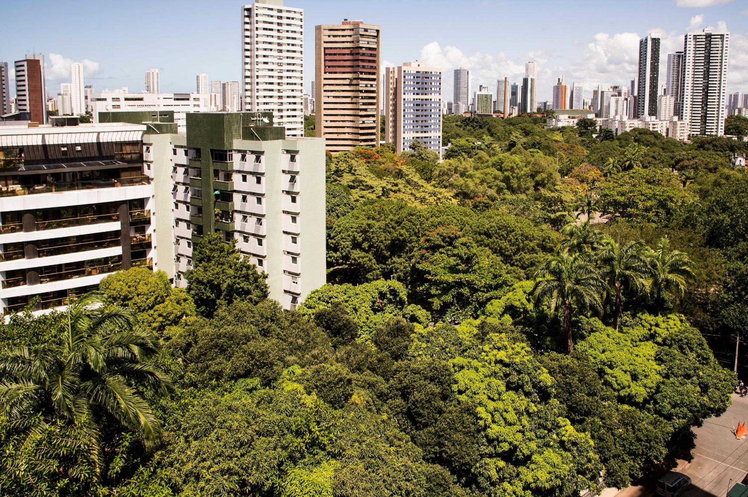 Spectacular Location - North Zone - Sem Taxas