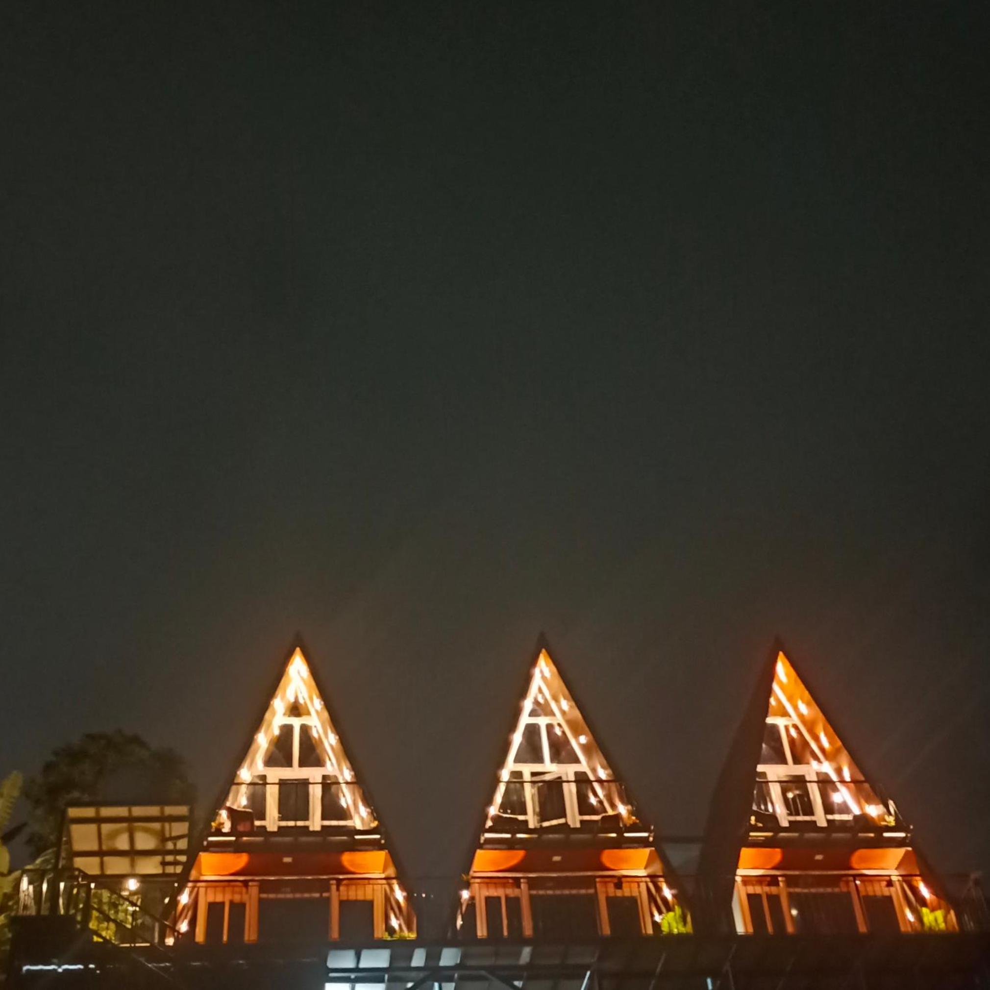 Kodai A Frame Mountain Glamping view 4