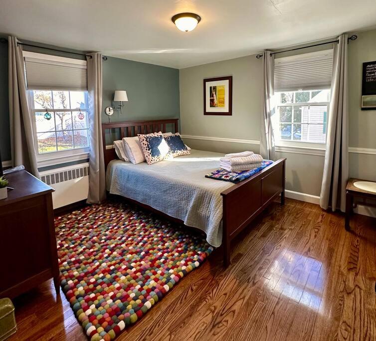 Lucky 8 Camp Cozy Coastal Retreat with Hidey Hole & Family Charm view 3