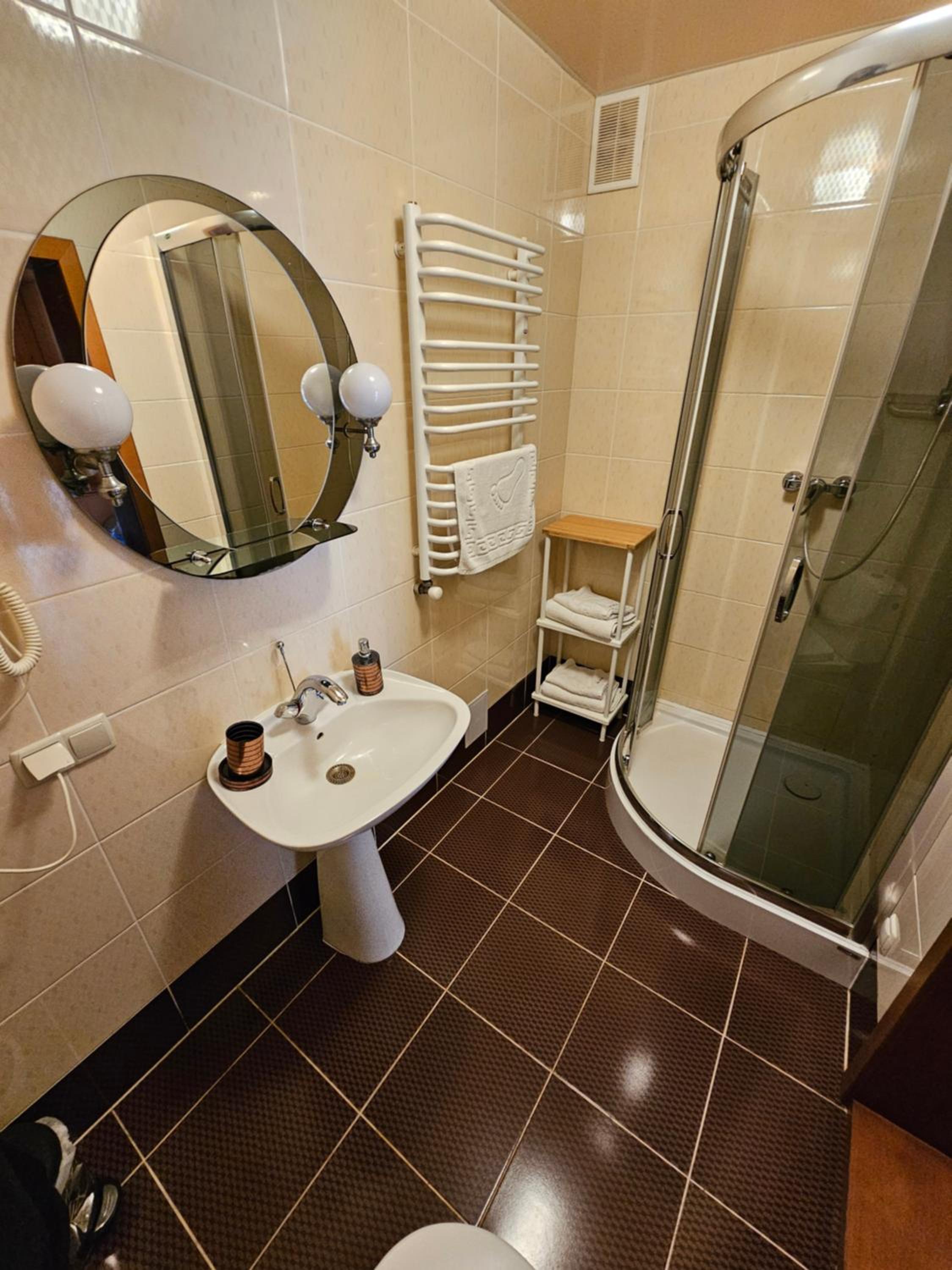 Guesthouse Kolo Druziv view 2