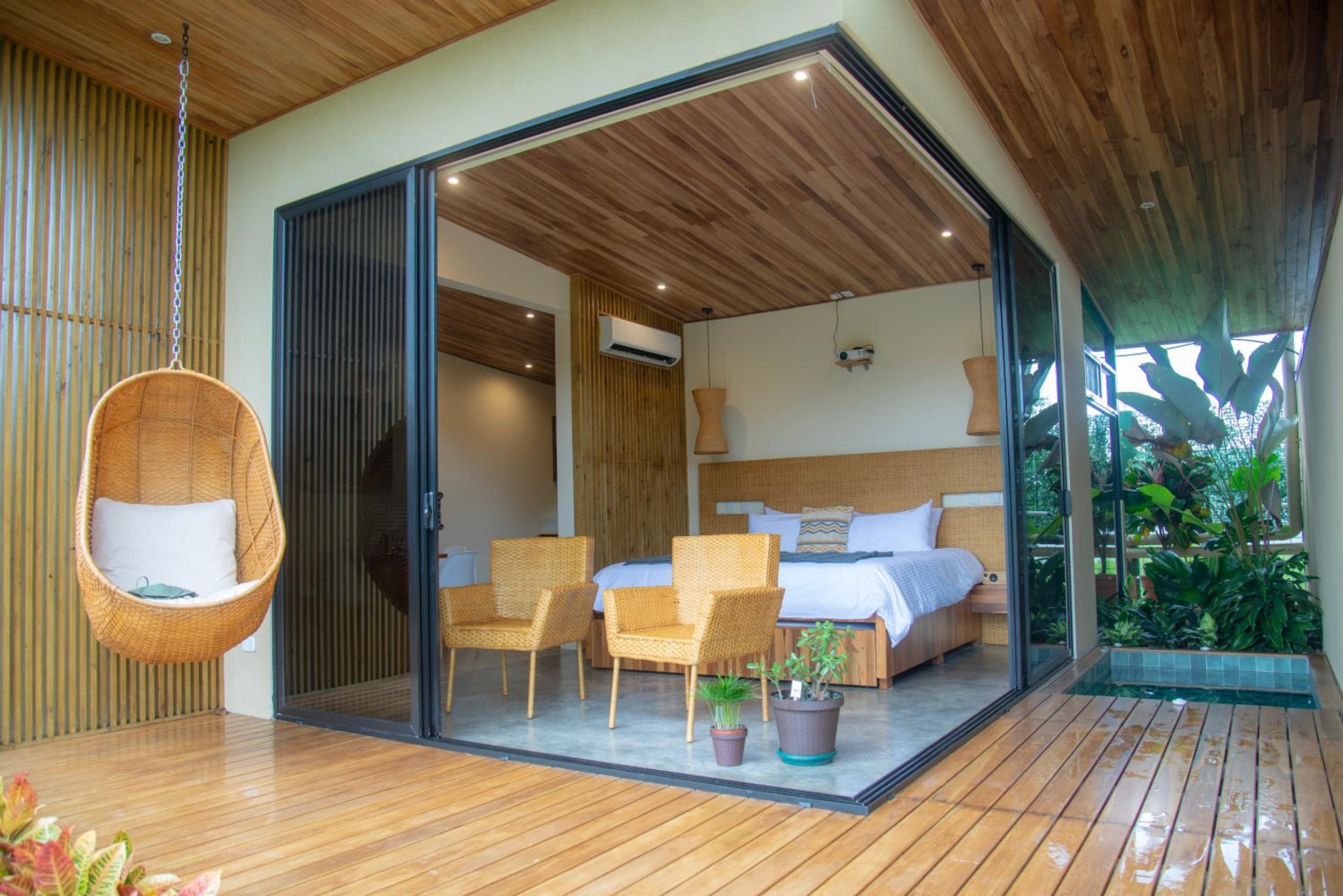 Scenic Volcano Villas with Hot Tub