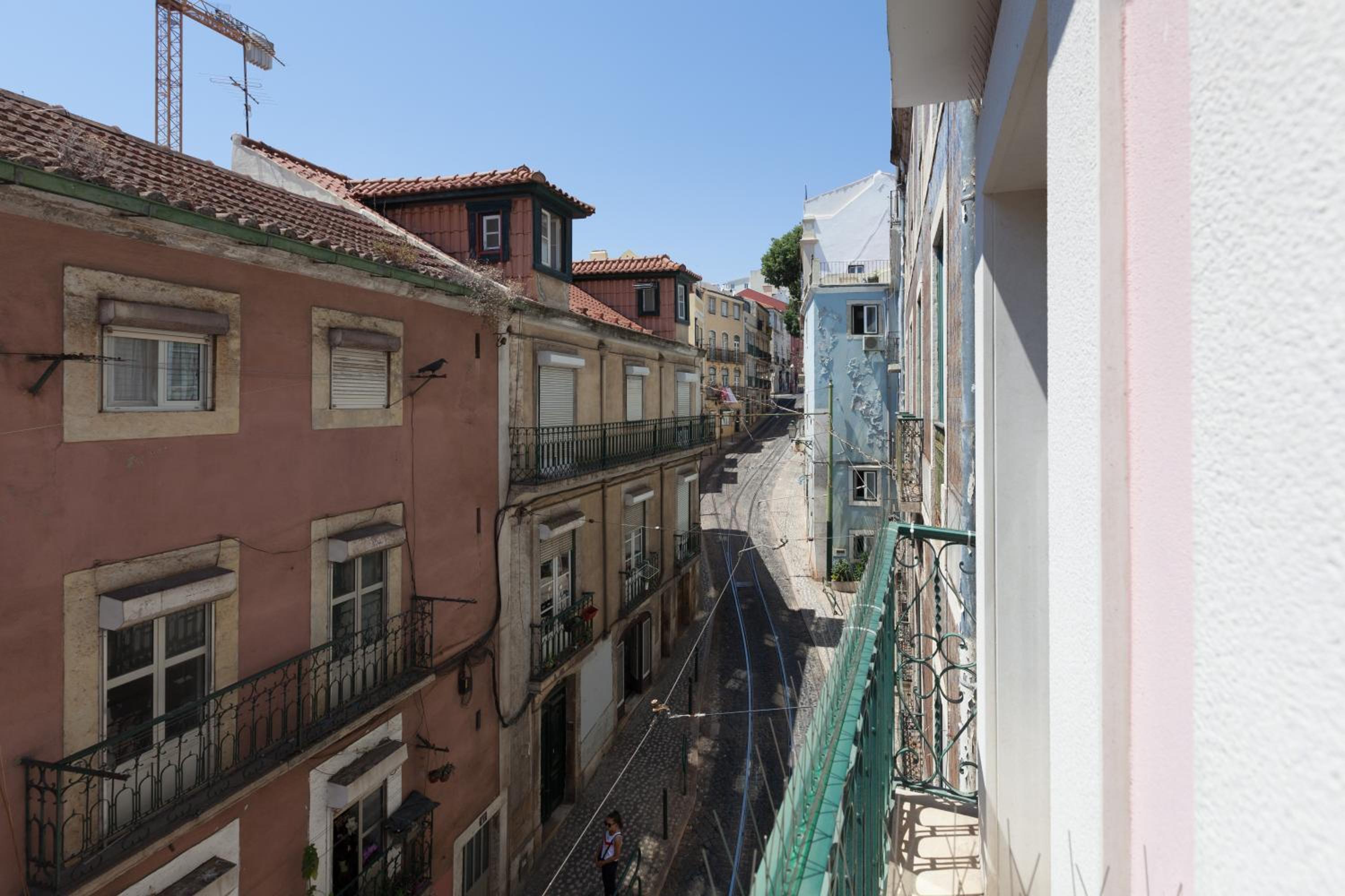 FLH Portas do Sol White Design Flat view 3