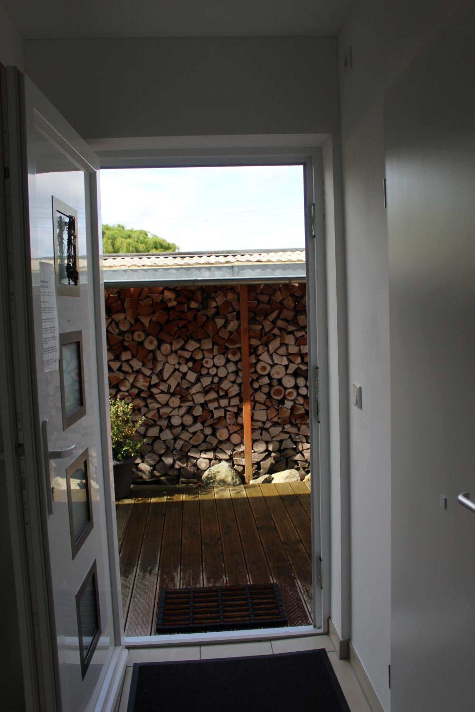 Photo 44