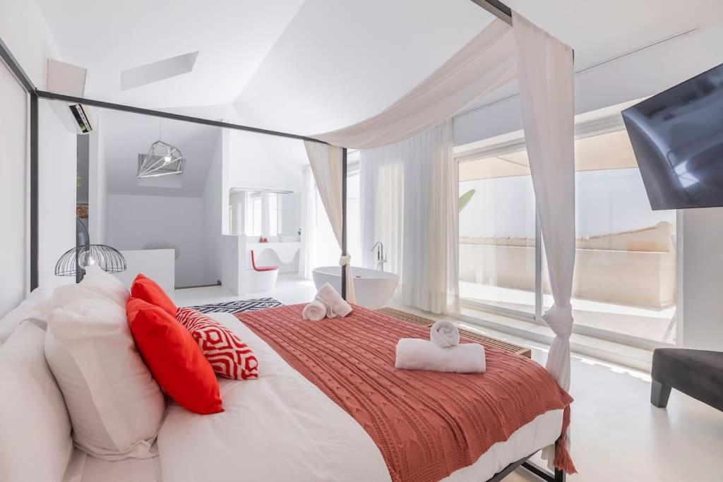 Luxury Penthouse Prime Location