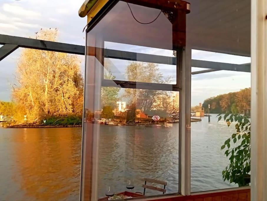Traum am Wasser - romantische Erholung in Berlin