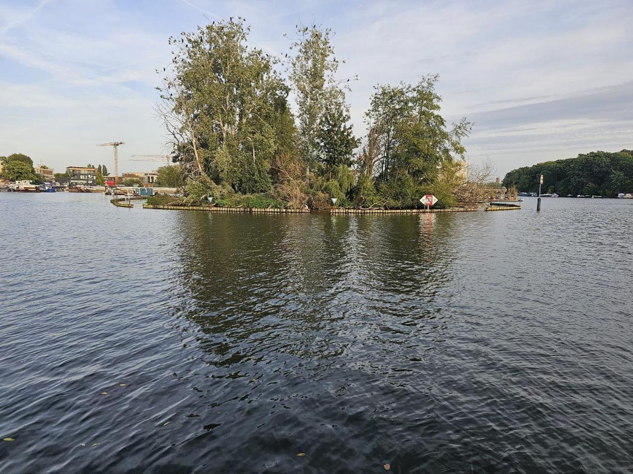 Traum am Wasser - romantische Erholung in Berlin