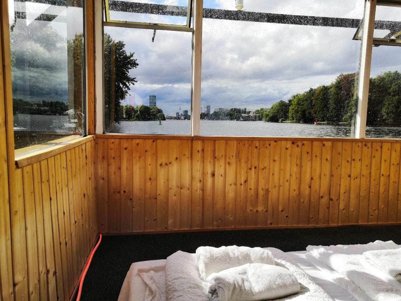 Traum am Wasser - romantische Erholung in Berlin