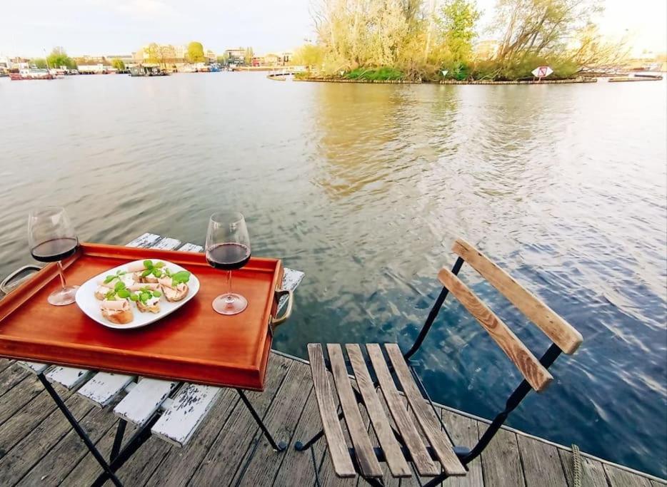 Traum am Wasser - romantische Erholung in Berlin