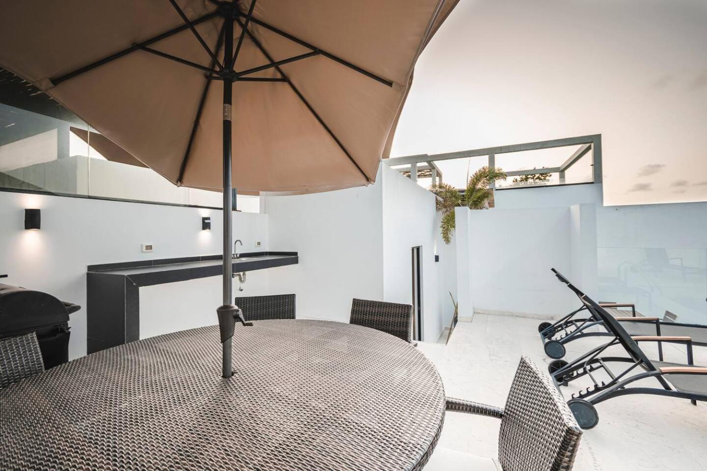 Luxury Penthouse Private Pool