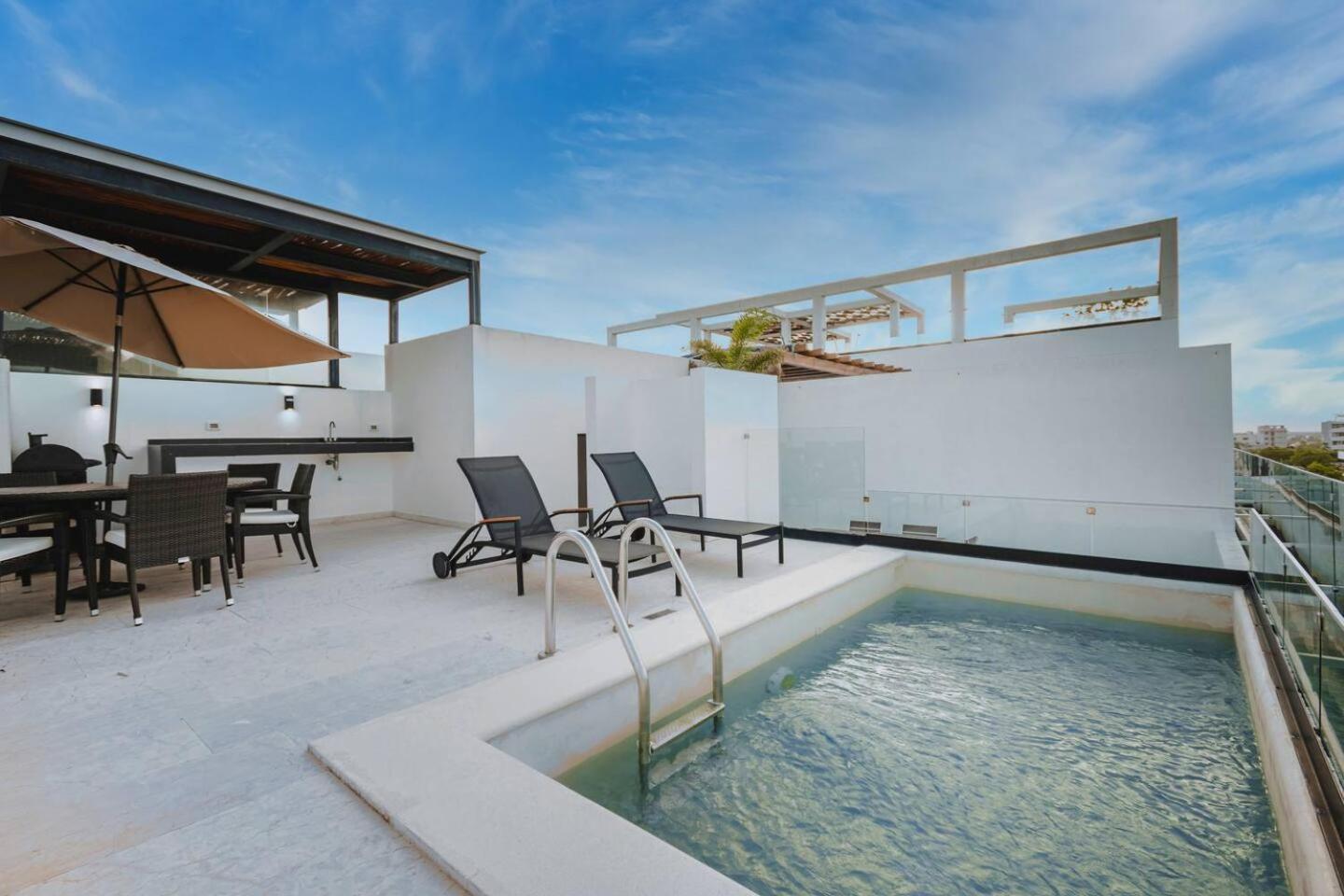 Luxury Penthouse Private Pool