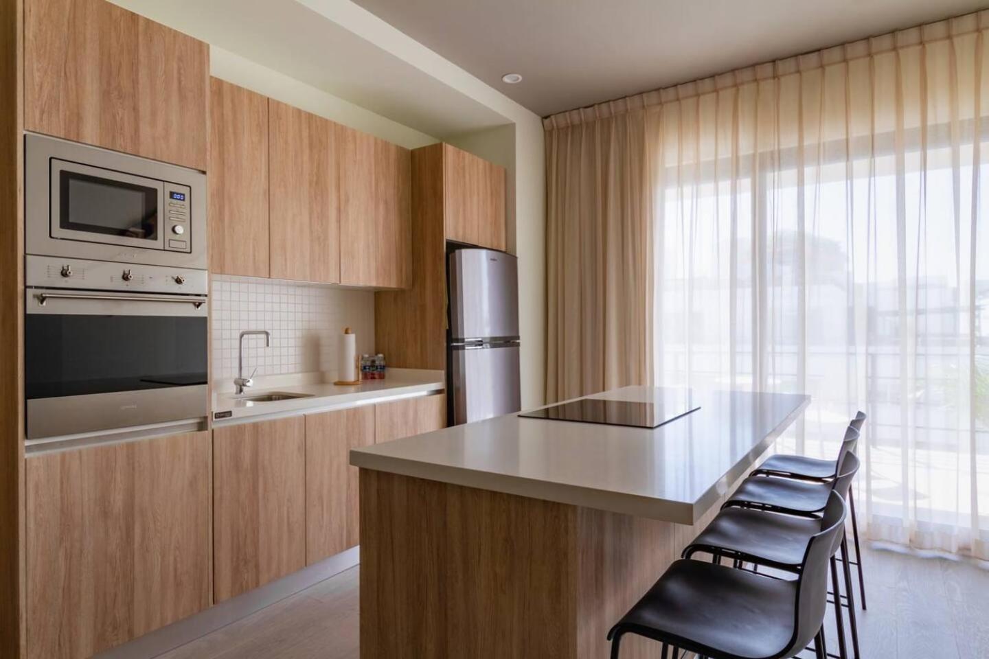 1bed in The Boat Residences, 200m from the beach view 4