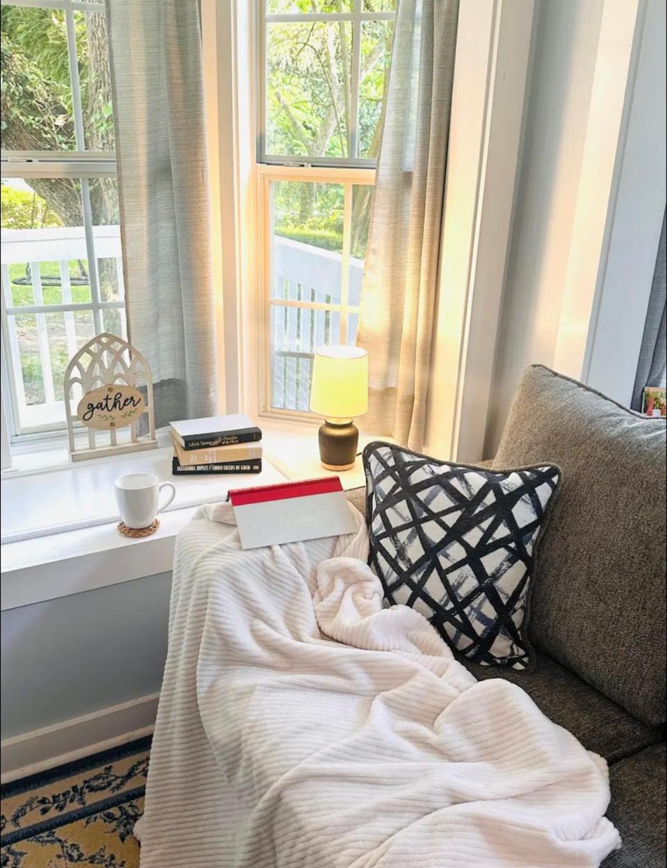 Laurel Vacations - Cici's Guest House - Property Image 8