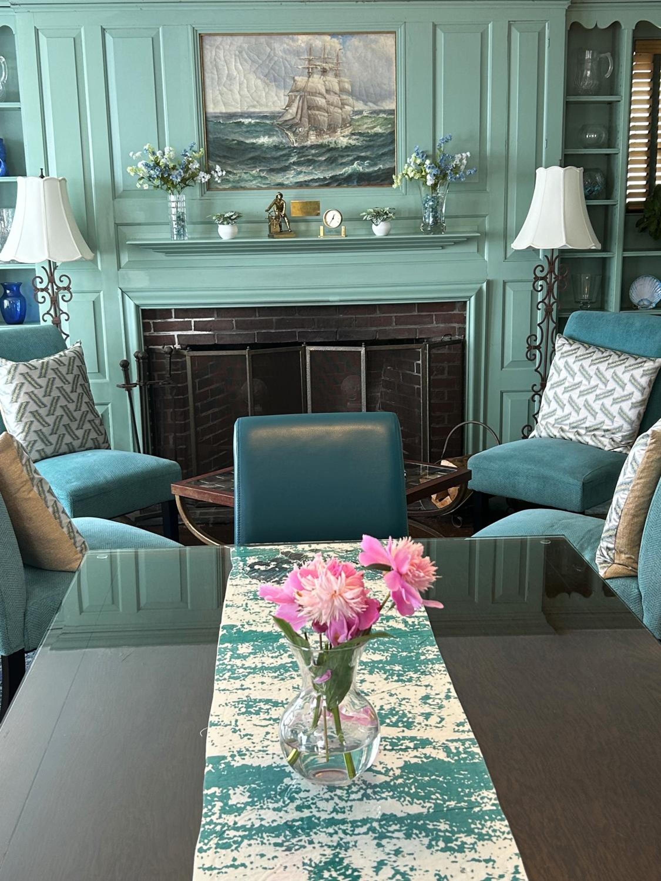Harborview Inn