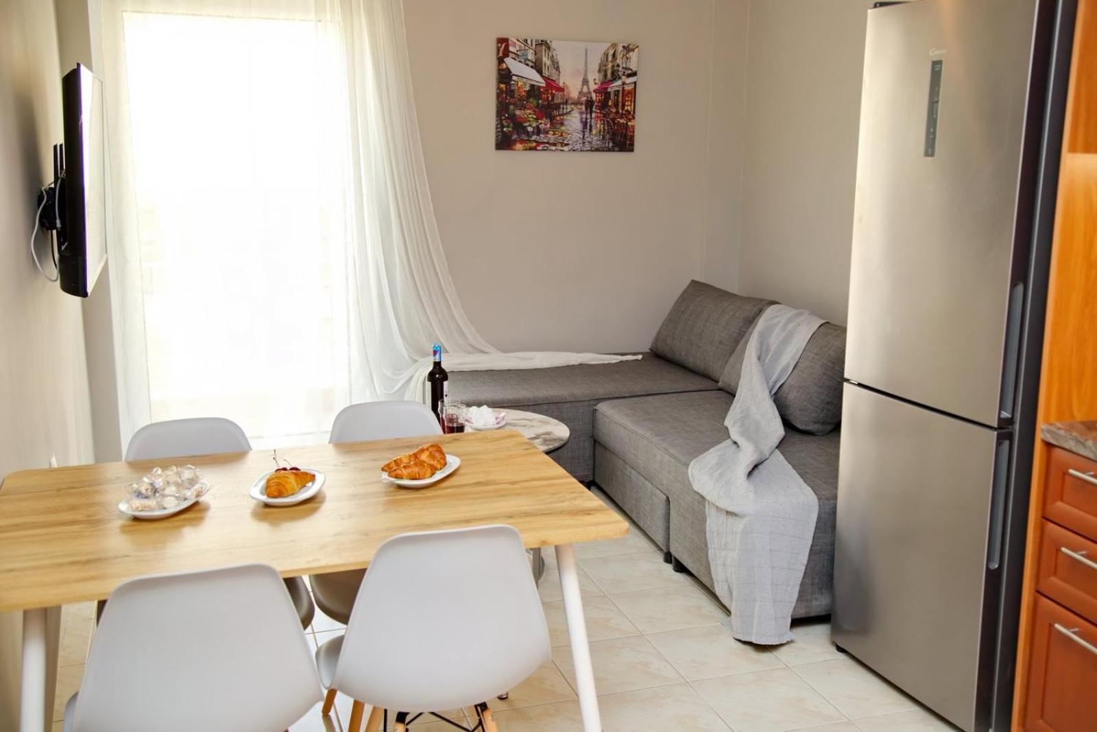 Aroura Home 2BR Neos Kosmos