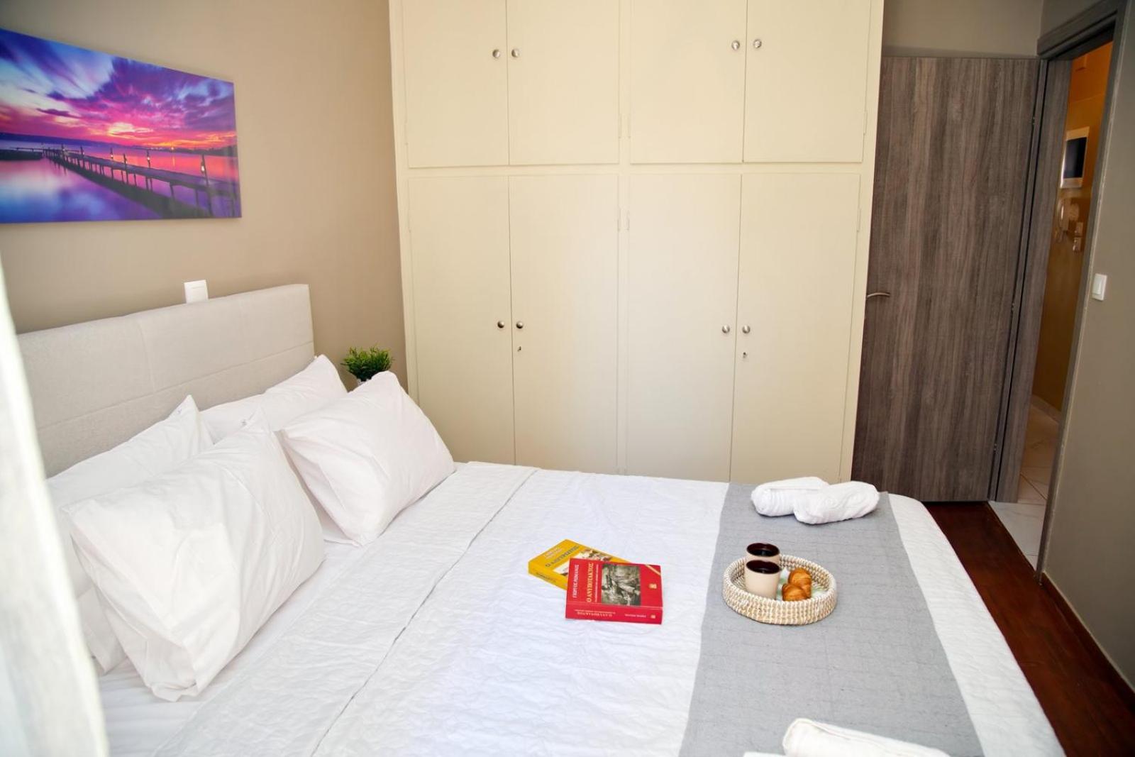 Aroura Home 2BR Neos Kosmos