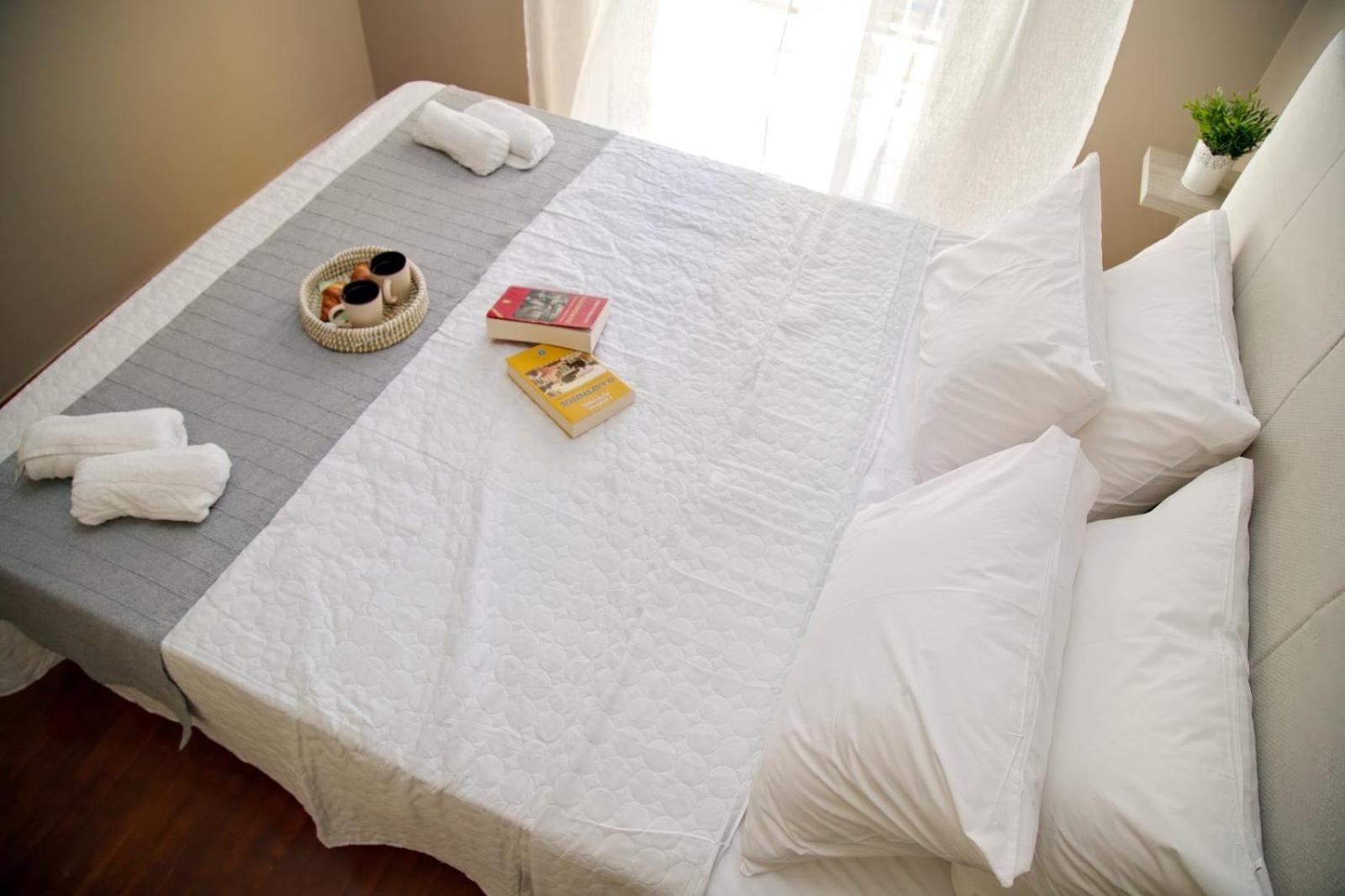 Aroura Home 2BR Neos Kosmos