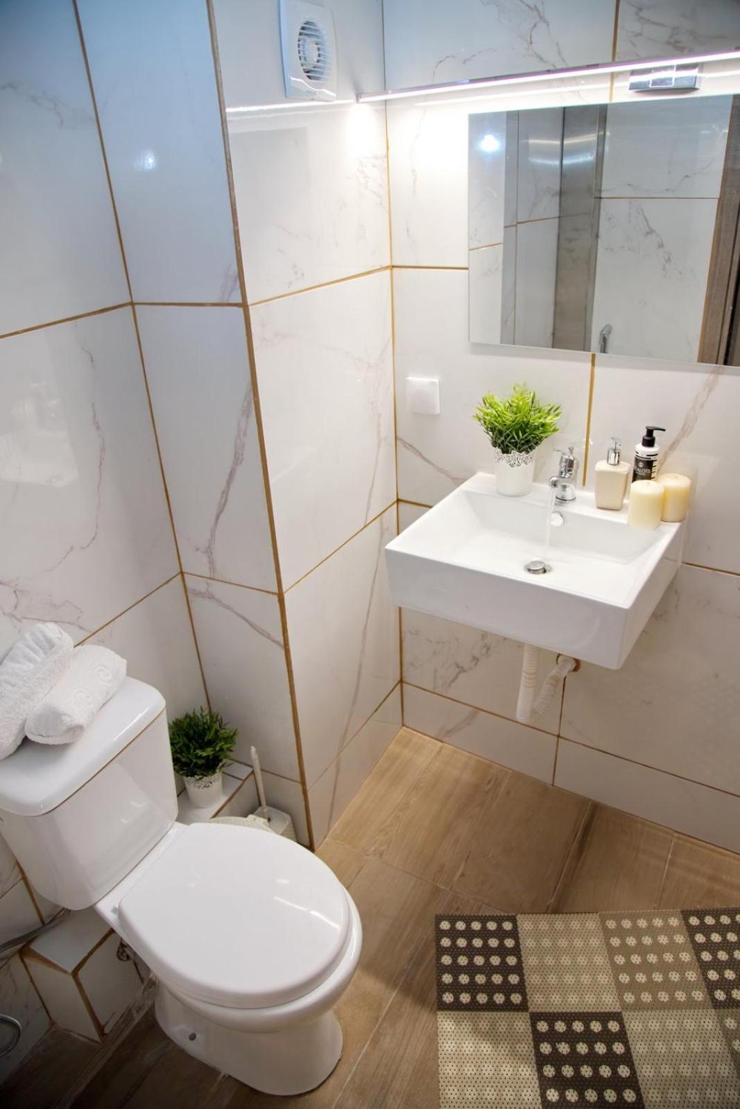 Aroura Home 2BR Neos Kosmos