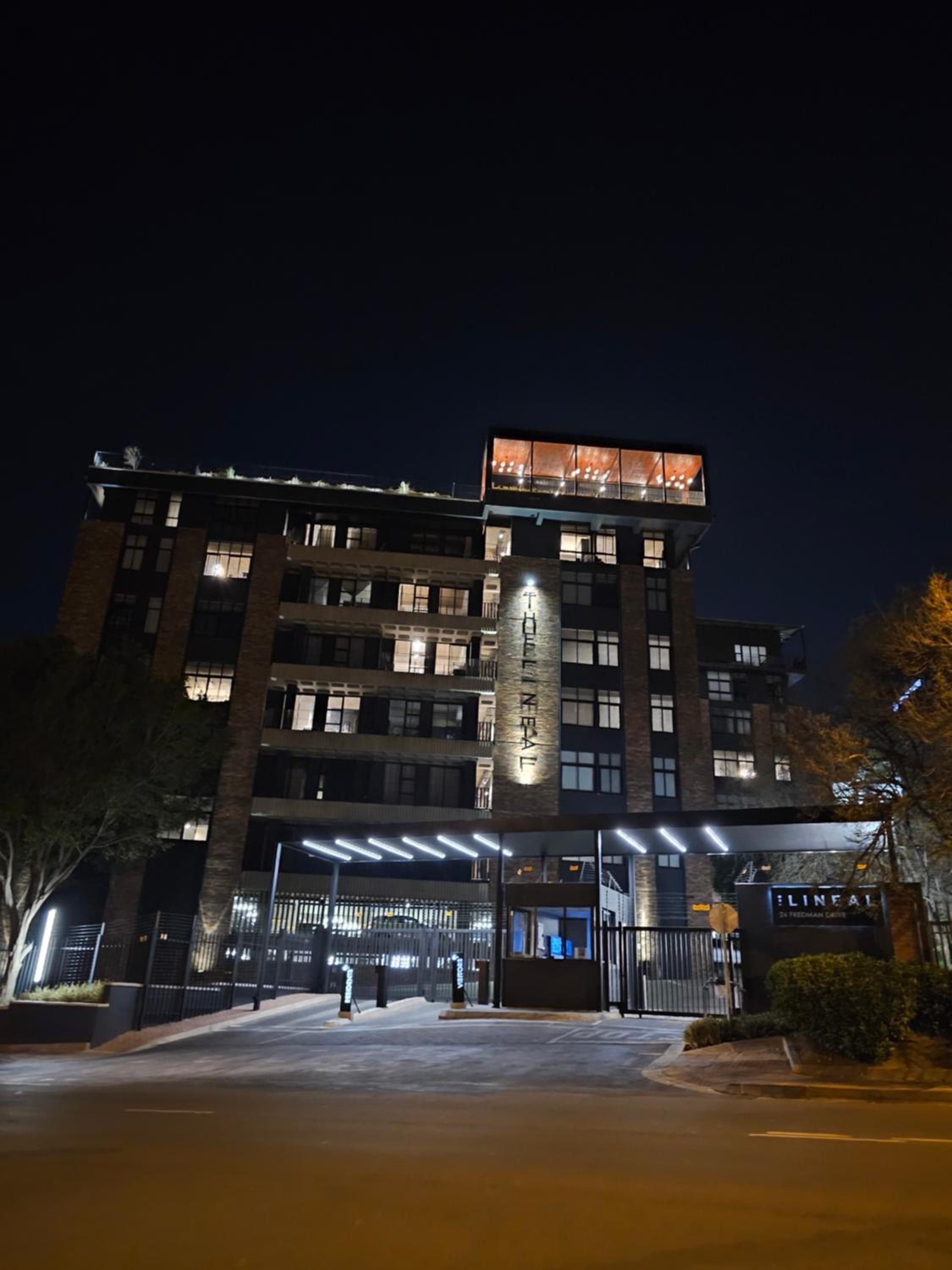 Penthouse Vibes with Panoramic Sandton Views at The Lineal