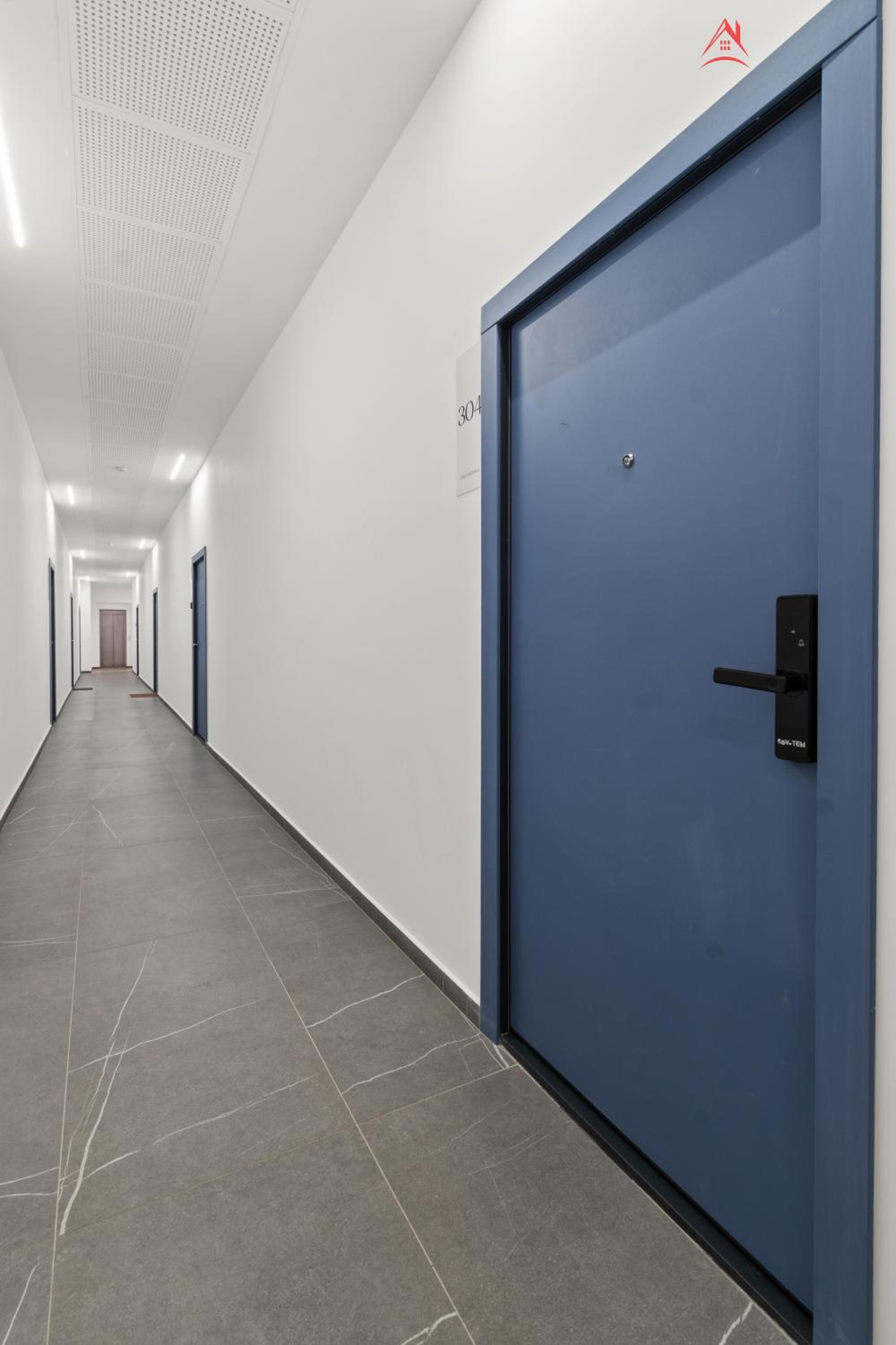 NOA Boutique Beautiful Penthouse with Private Parking view 5