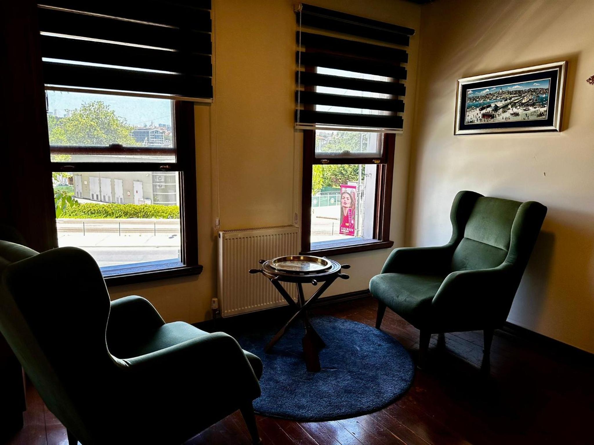 Faro Suites