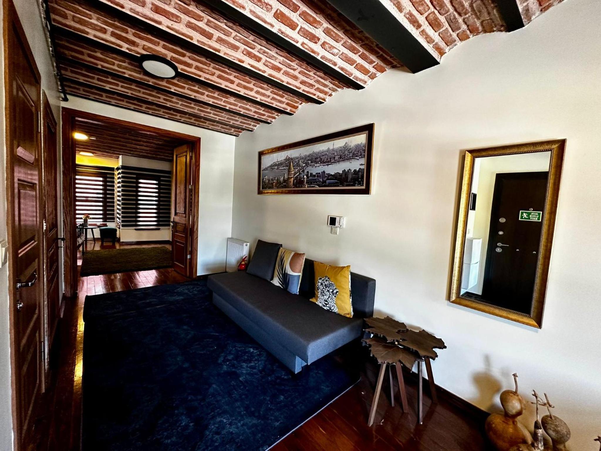 Faro Suites
