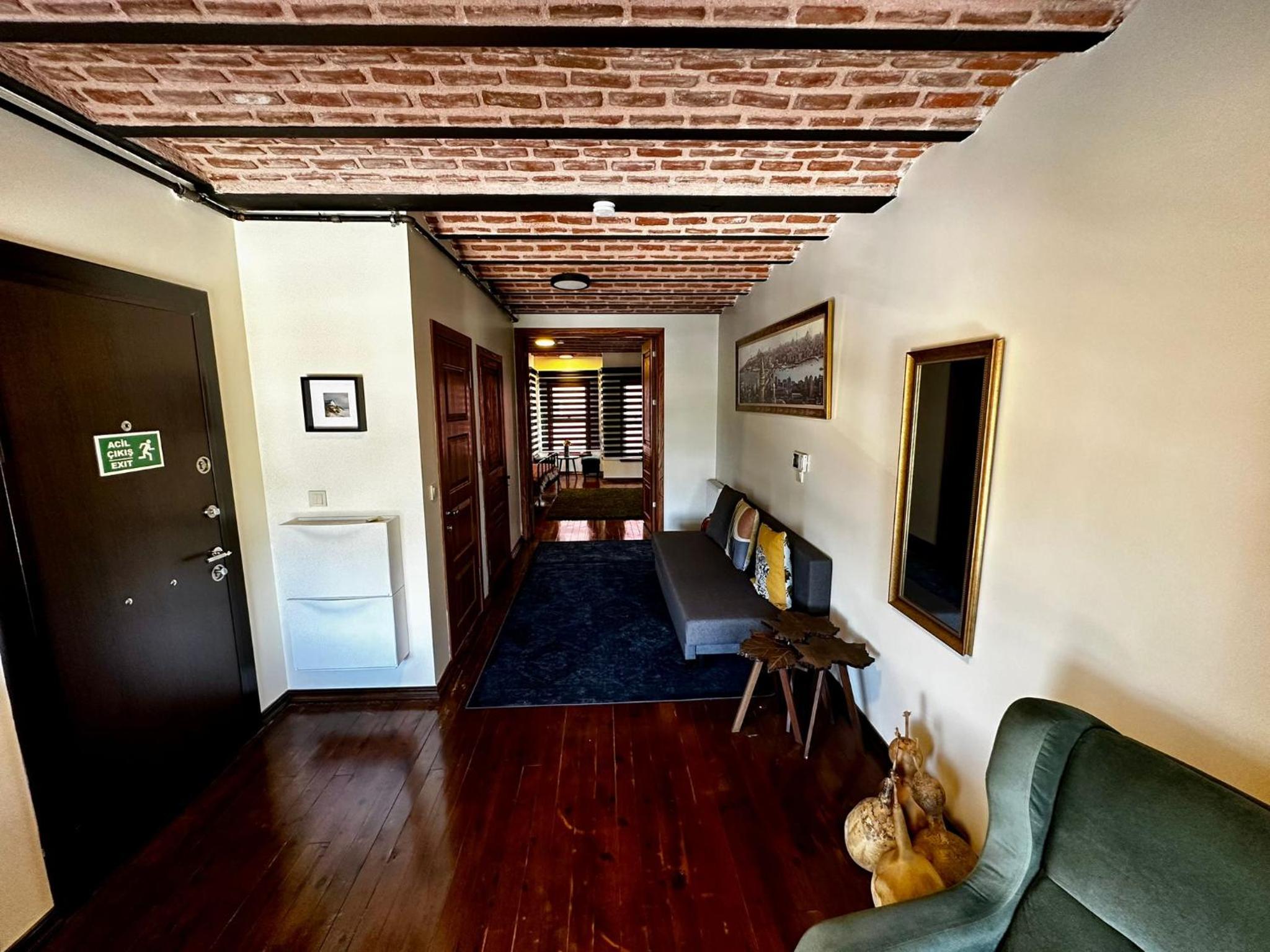 Faro Suites