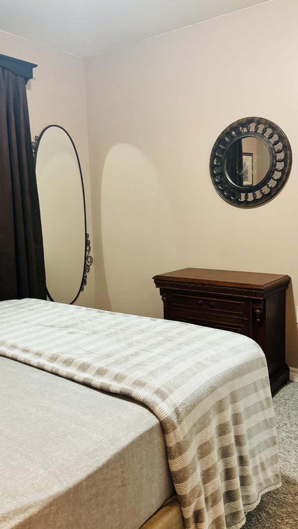 Spacious 4-Bedroom Home in Desirable Barrie Neighborhood