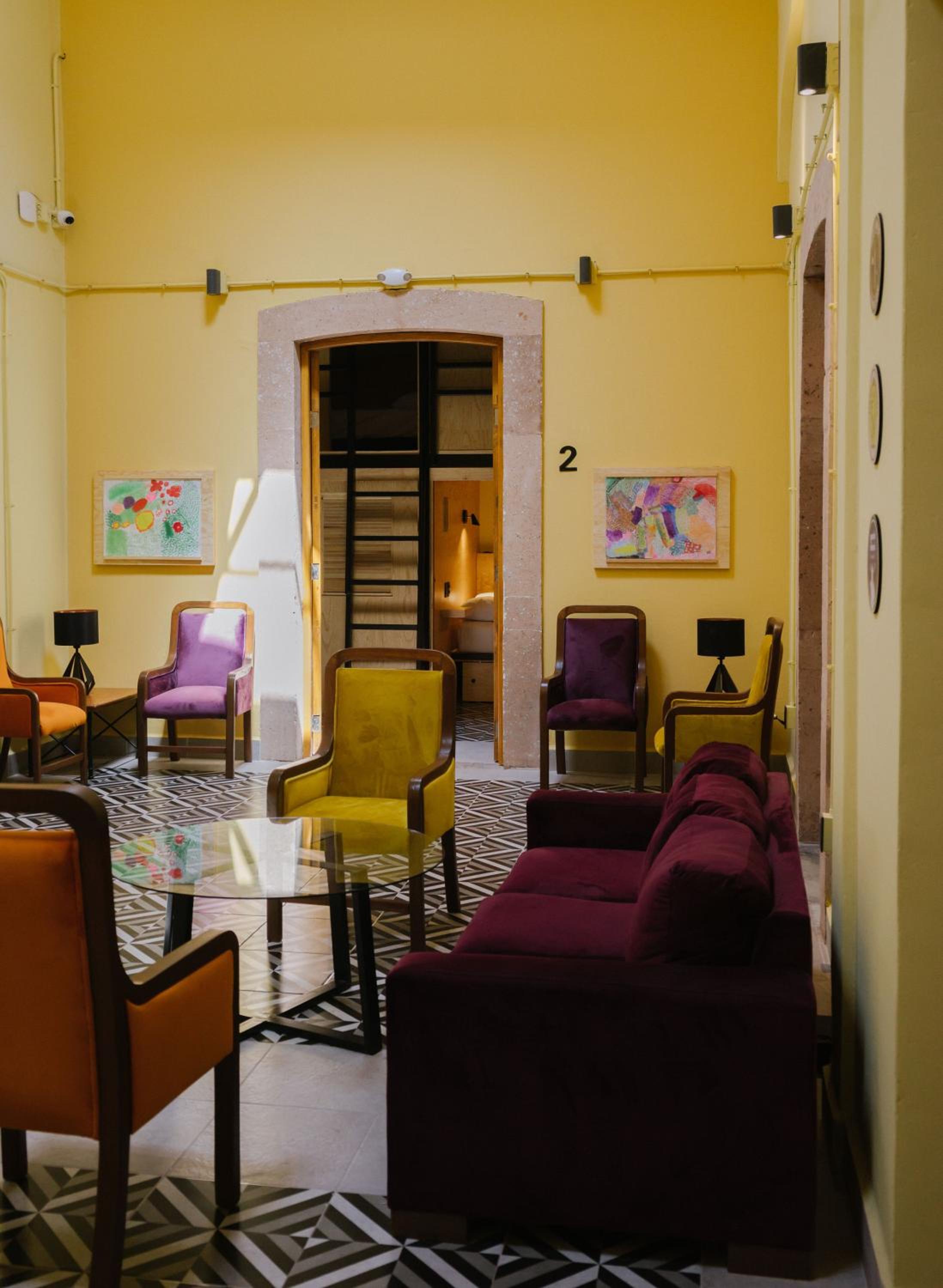 lounge
