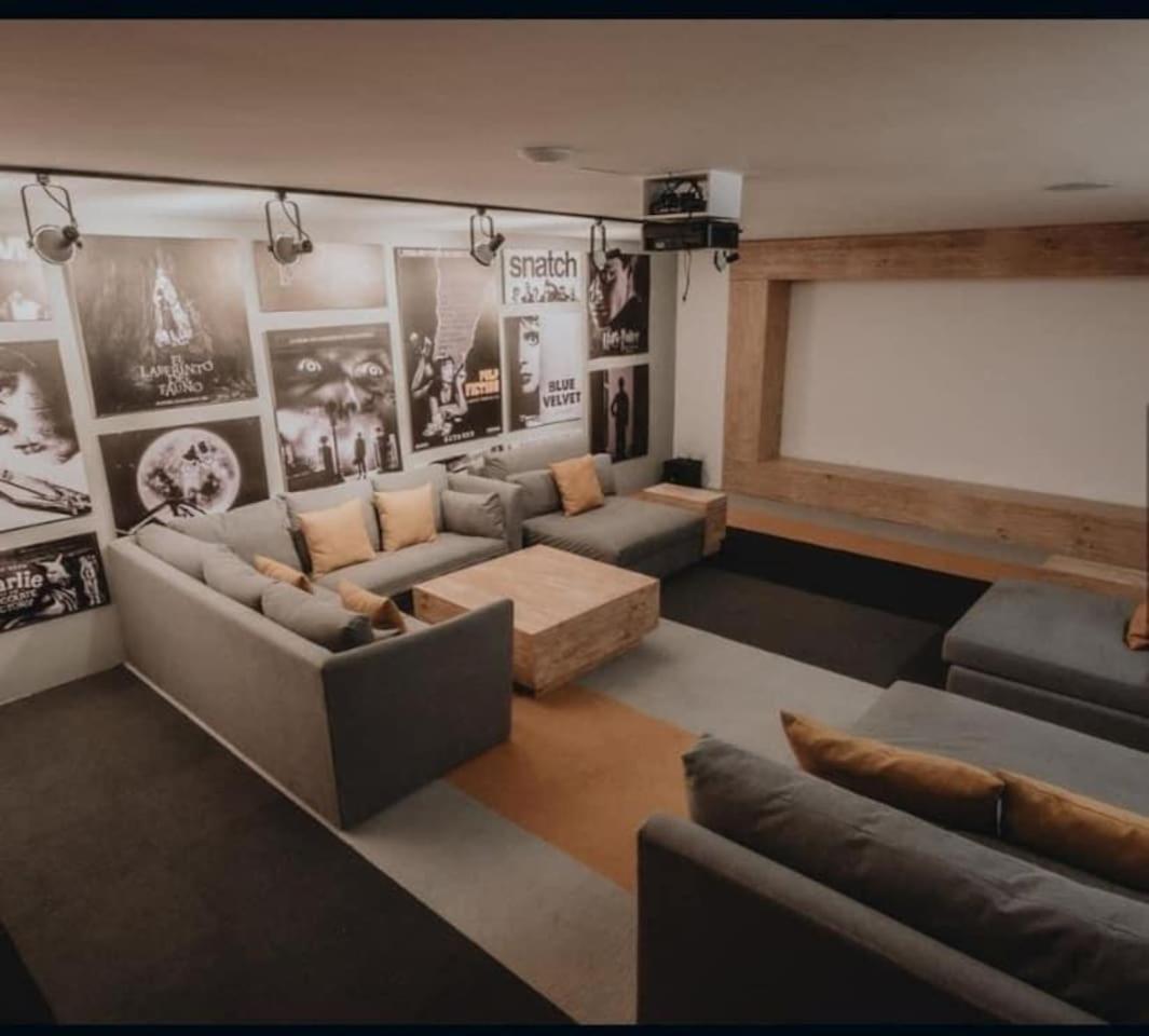 lounge