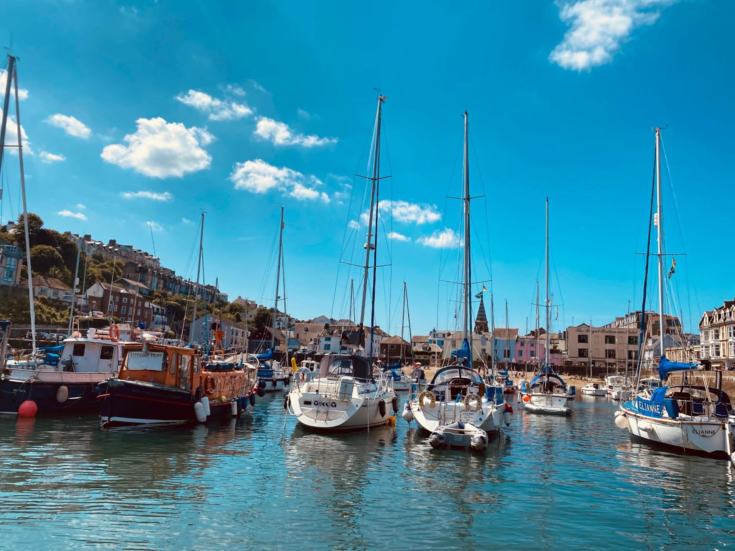 Ocean Terrace, Ilfracombe, 4 bedrooms, Sleeps 8, Stunning Sea Views, Parking, Garden, Pet Friendly view 3