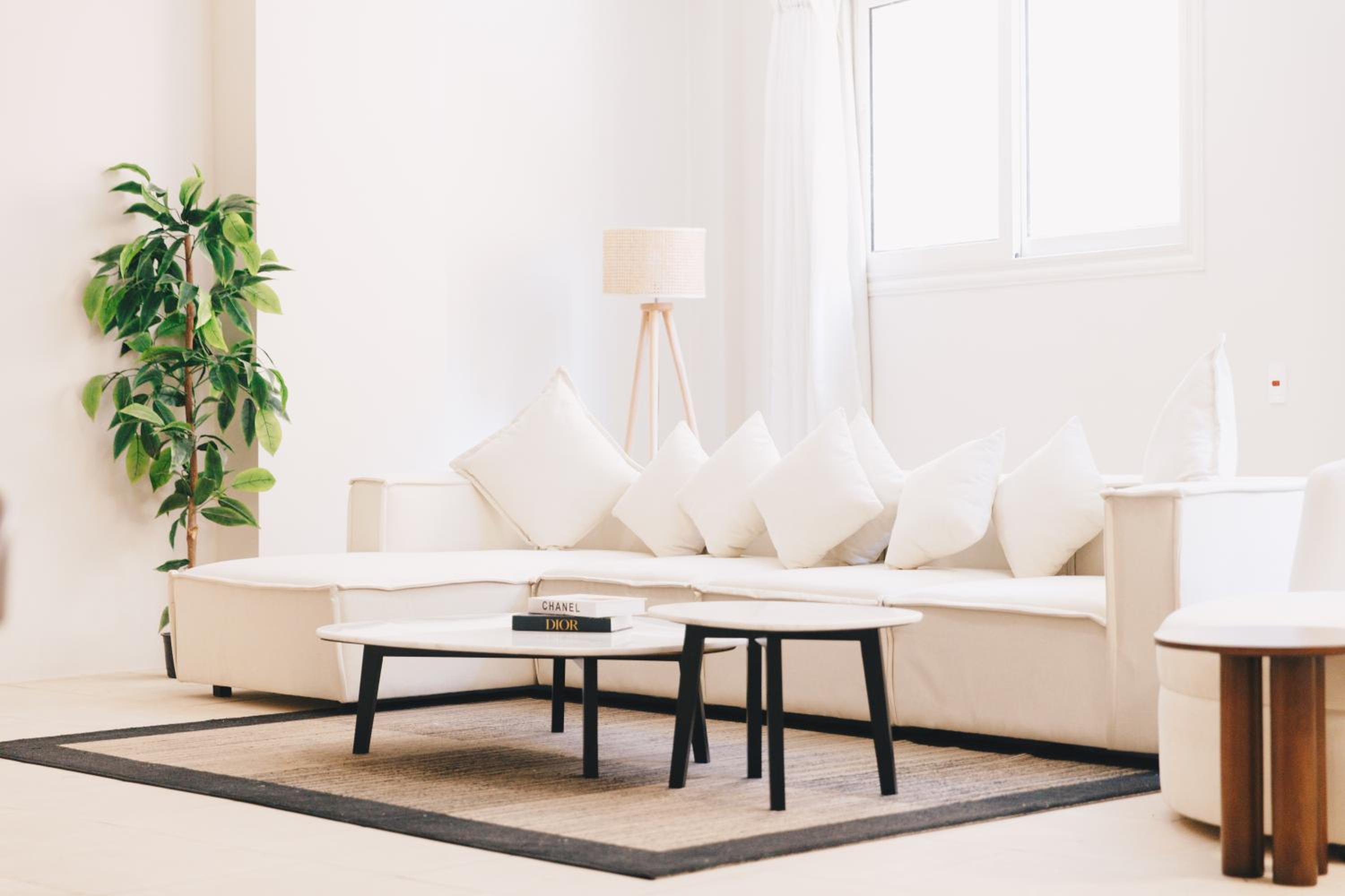 VIDA by Elegant Hospitality - near malls