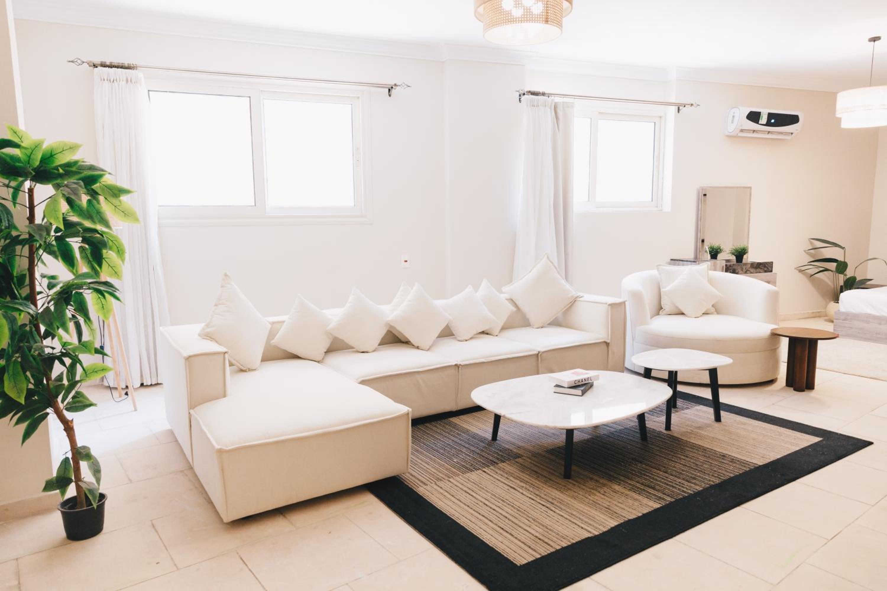 VIDA by Elegant Hospitality - near malls
