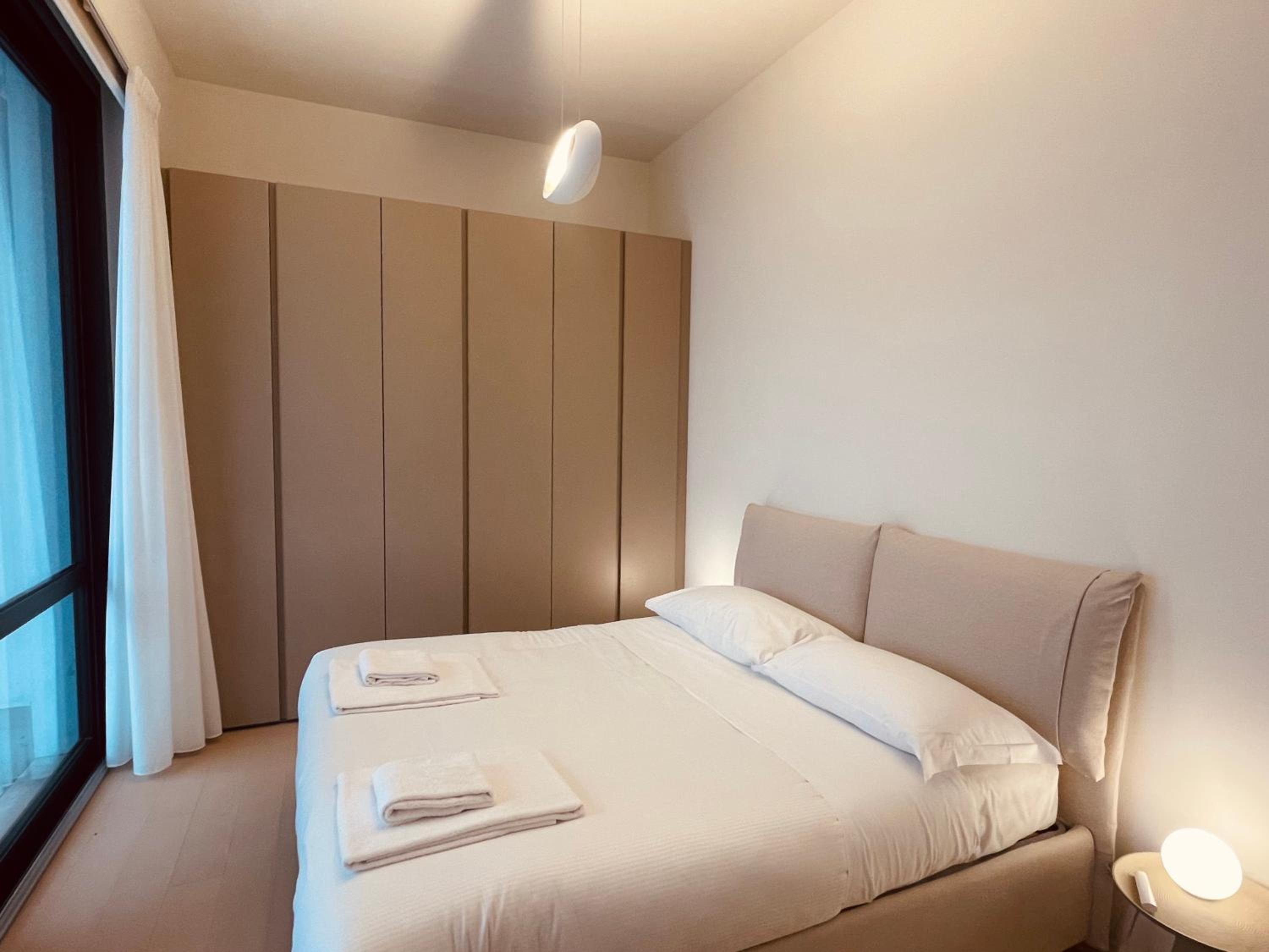 Modern onebedroom 2nd floor - Mirable PM
