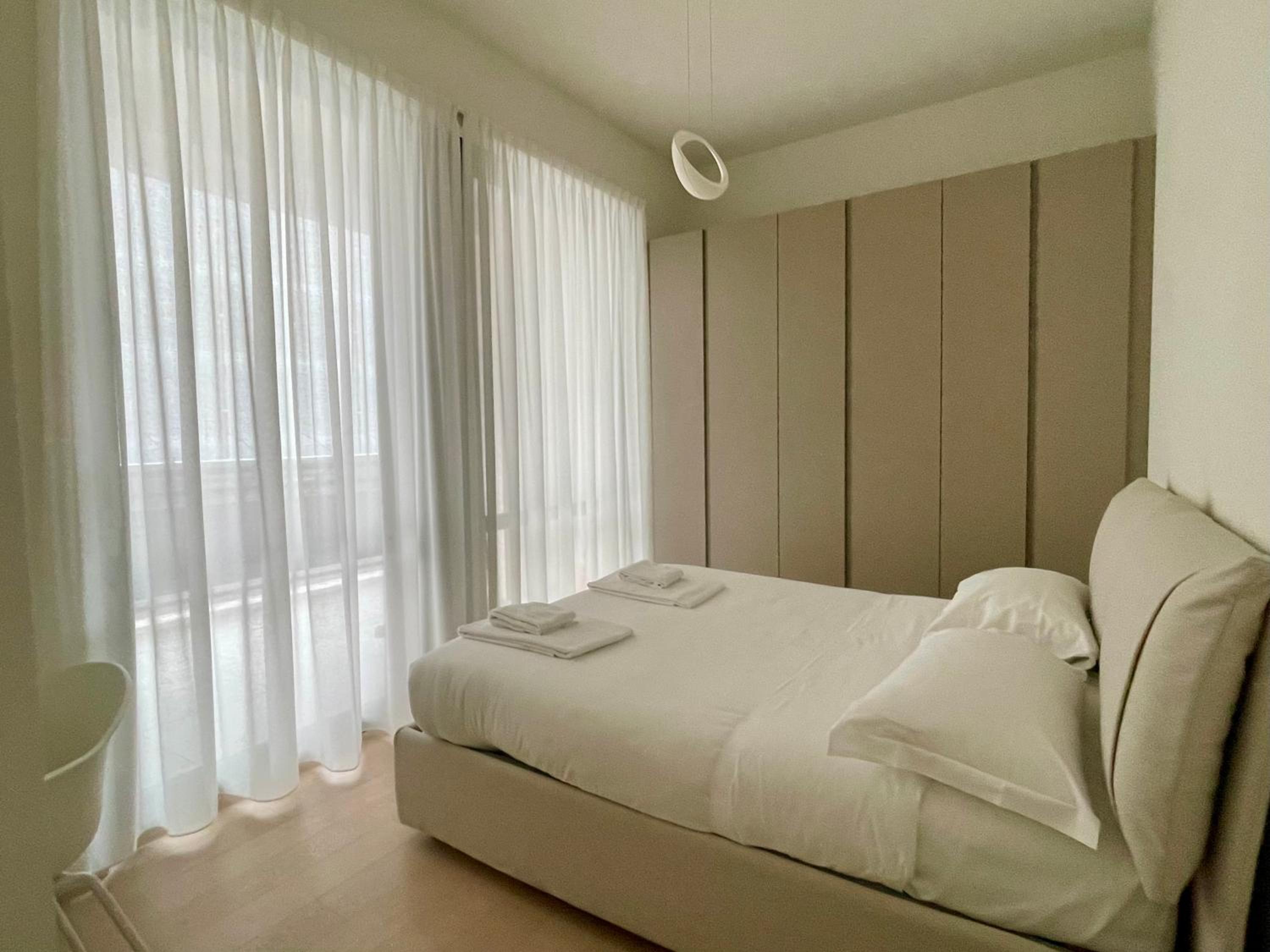 Modern onebedroom 2nd floor - Mirable PM