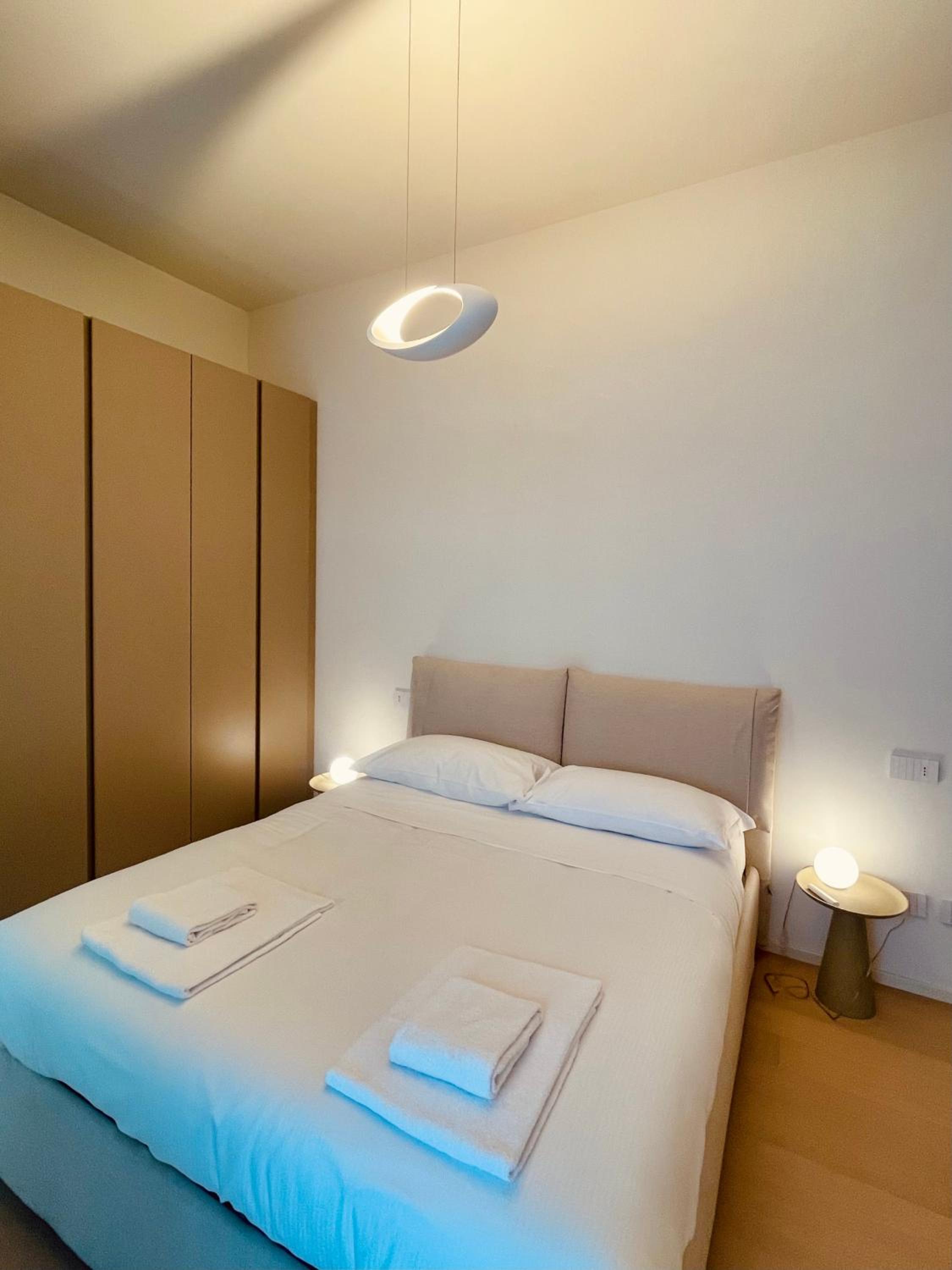 Modern onebedroom 2nd floor - Mirable PM