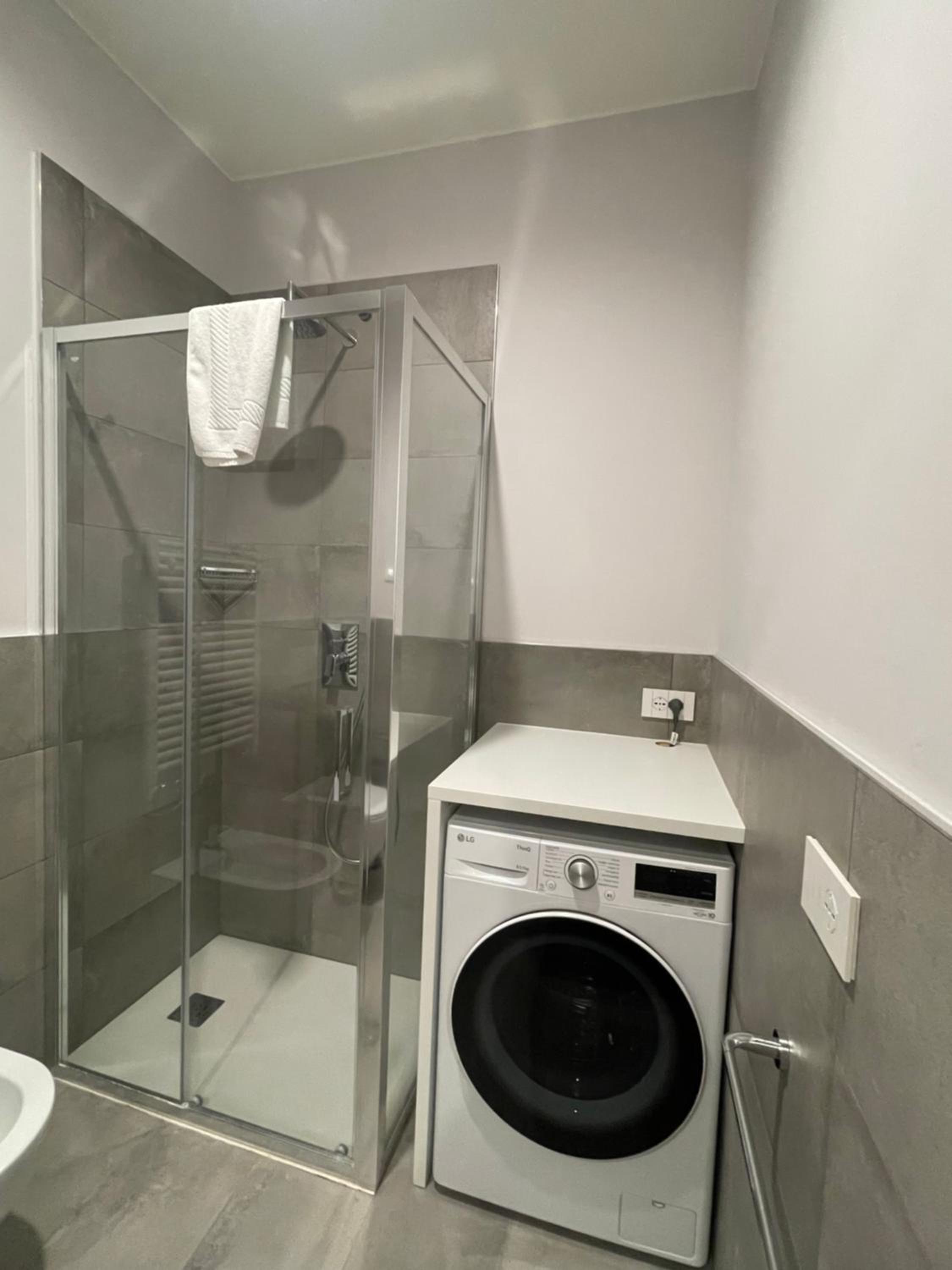 Modern onebedroom 2nd floor - Mirable PM