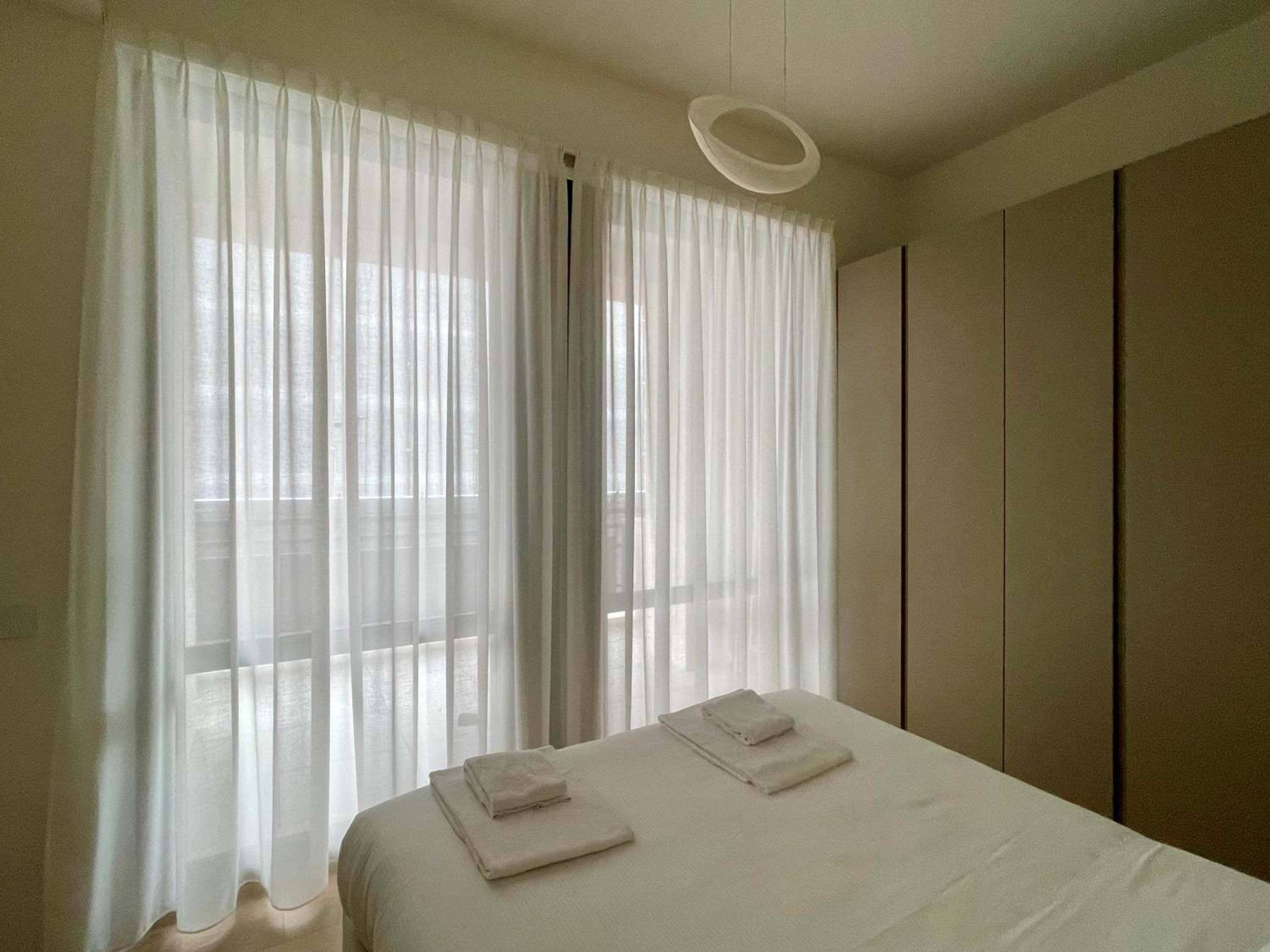 Modern onebedroom 2nd floor - Mirable PM