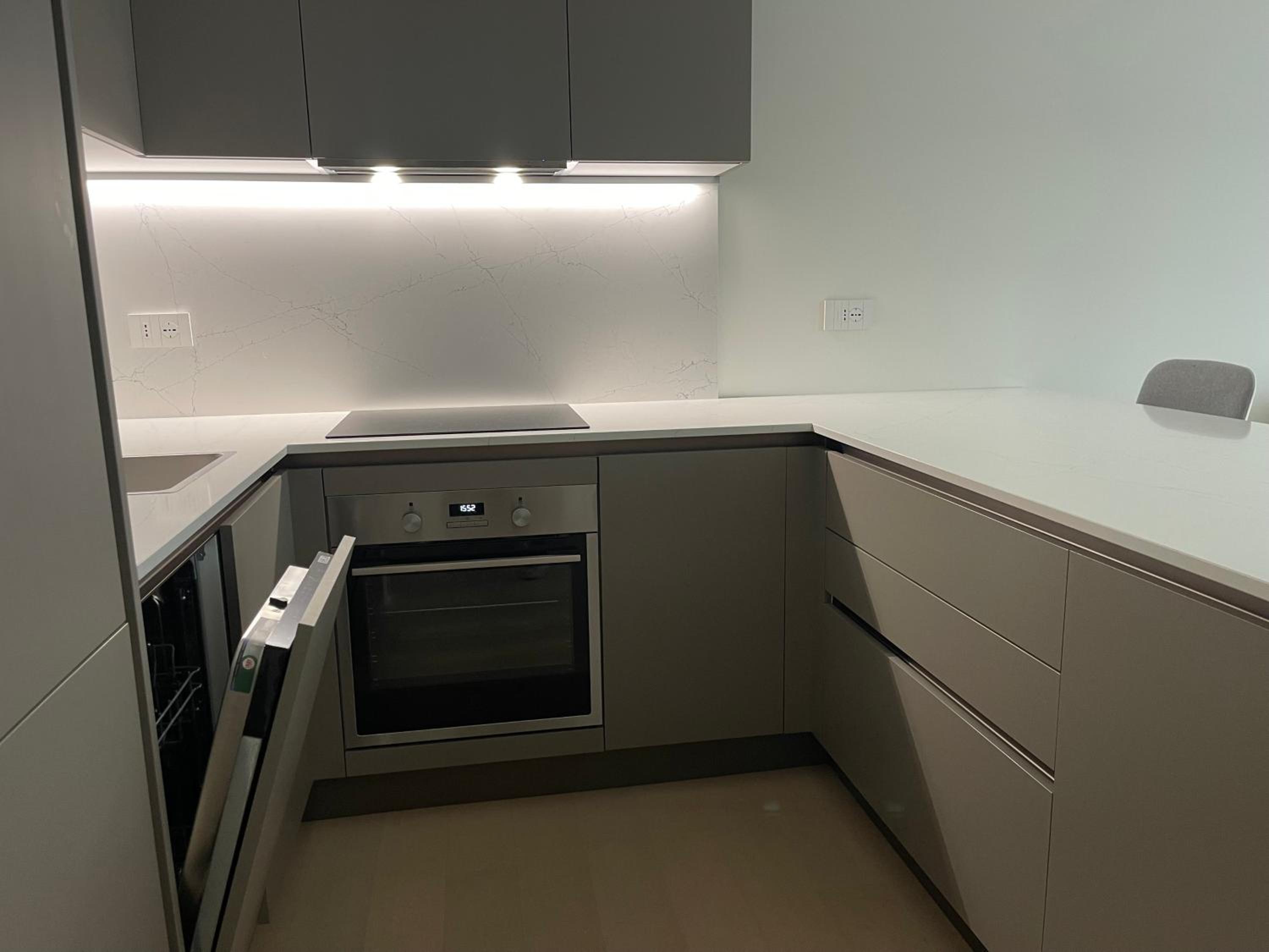 Modern onebedroom 2nd floor - Mirable PM