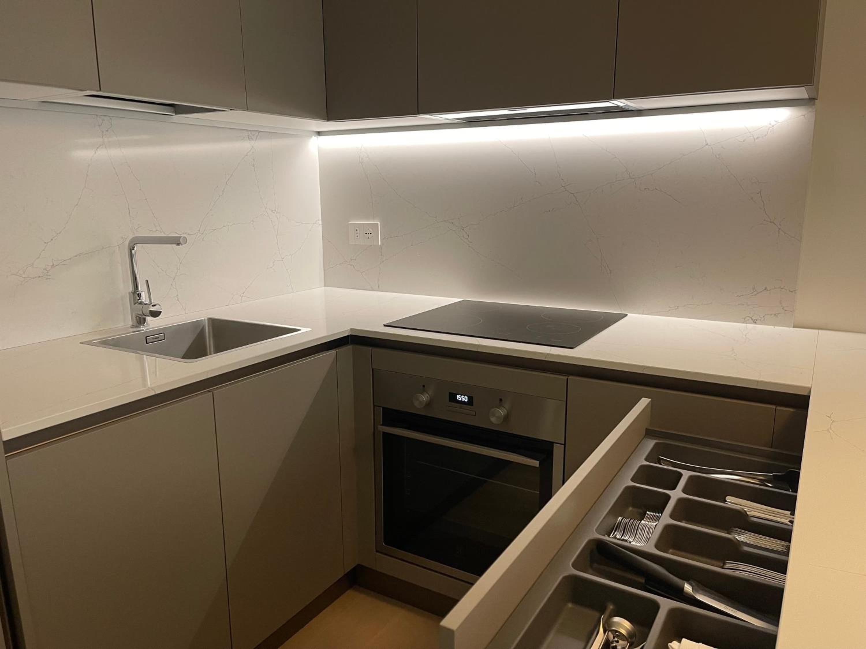Modern onebedroom 2nd floor - Mirable PM