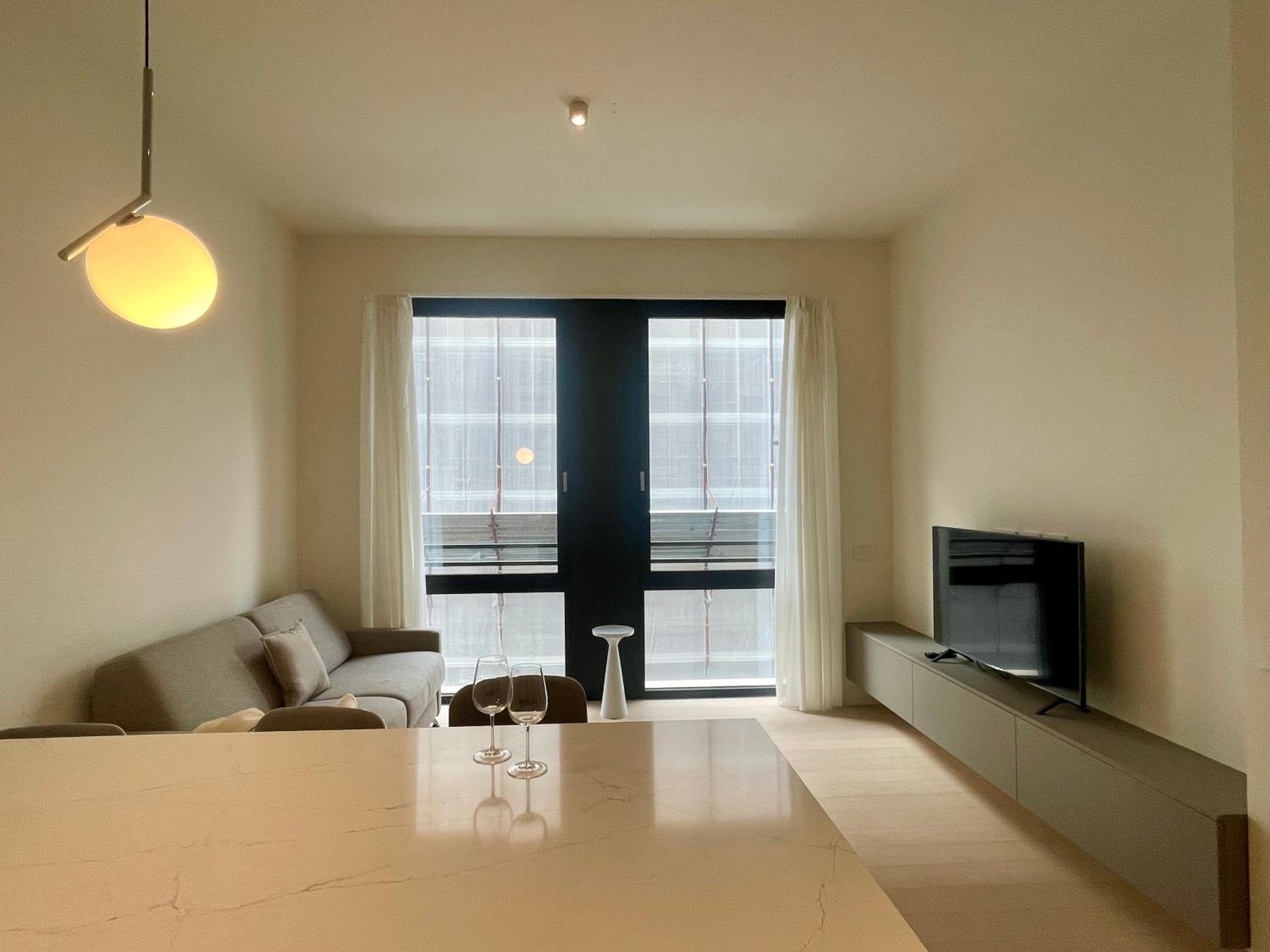 Modern onebedroom 2nd floor - Mirable PM