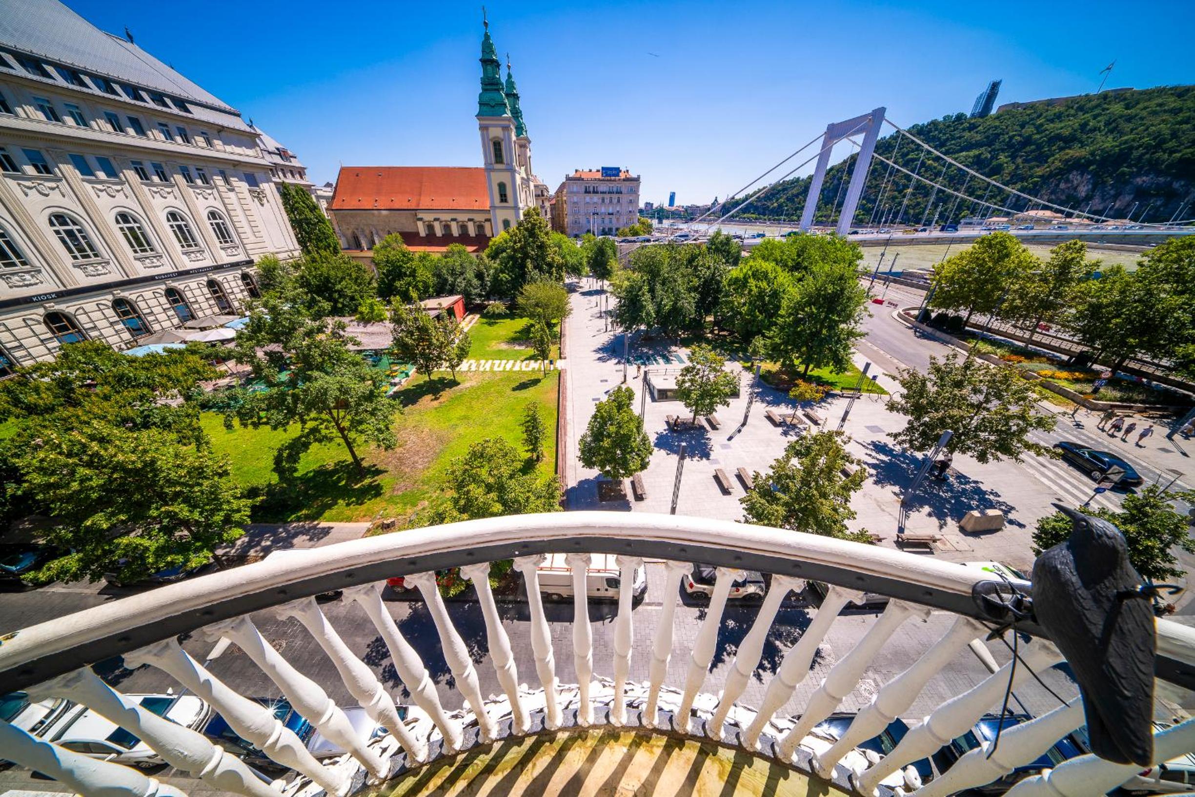 Budapest Riverfront Suite view 3