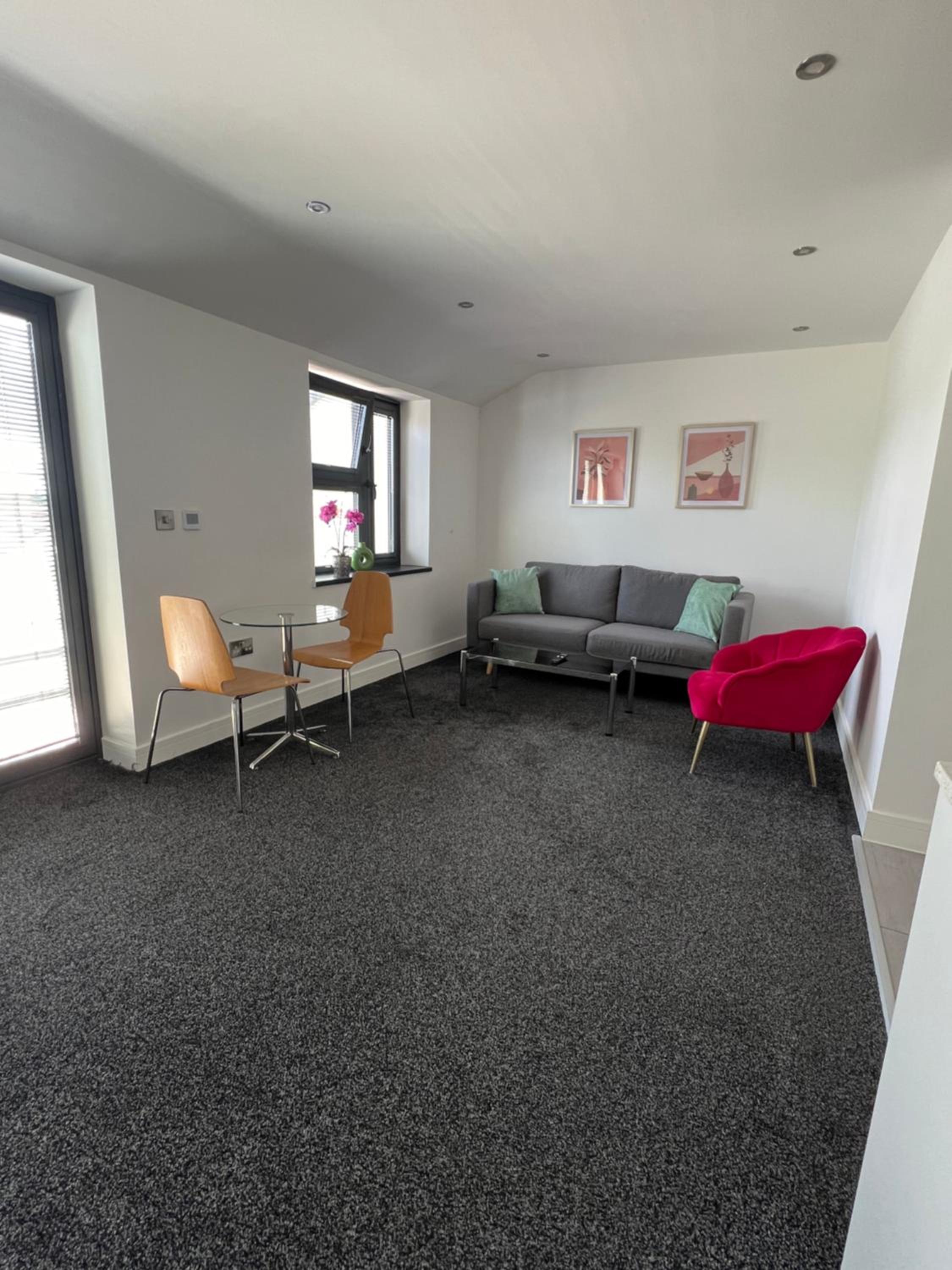 Modern and Stylish Two Bedroom Flat view 5